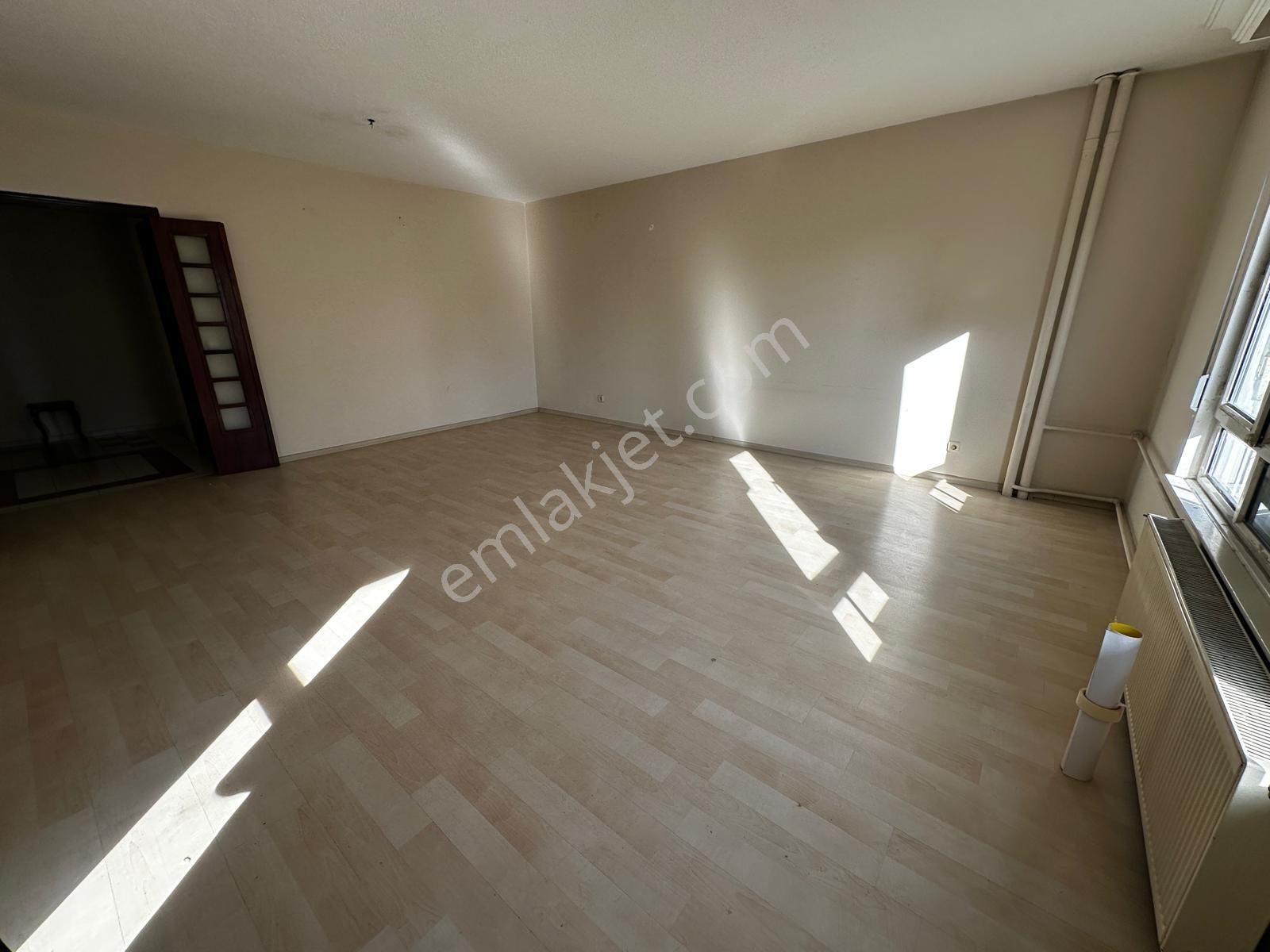 Bizimkent Emlak Bankası Konutları A06 Blok Güney Cepheli 2+1 - Görsel 23