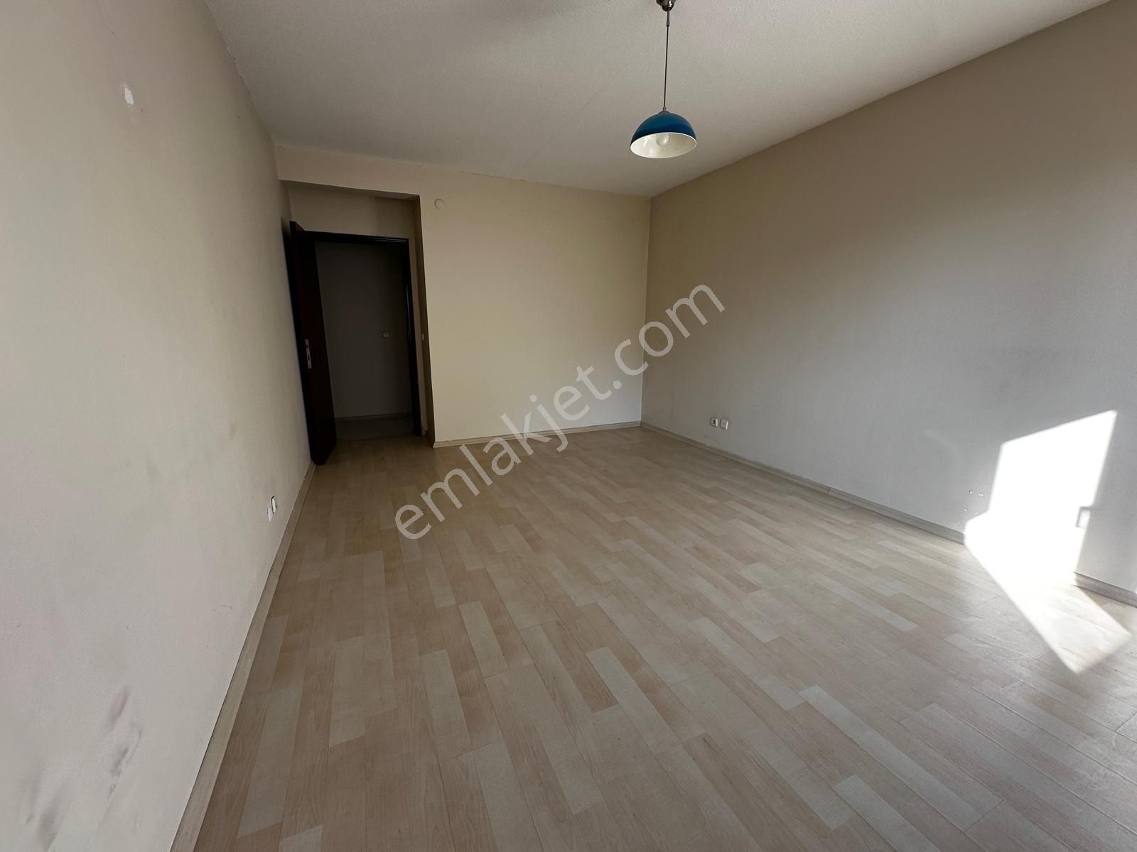 Bizimkent Emlak Bankası Konutları A06 Blok Güney Cepheli 2+1 - Görsel 2