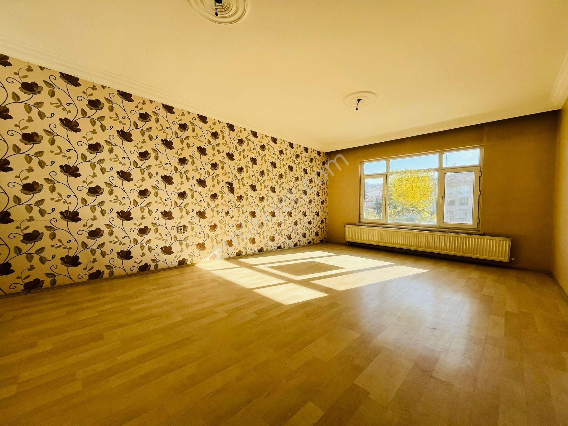 Tuzluçayır Göbek'te 1.katta 3+1 Satılık Daire !!! - Görsel 2