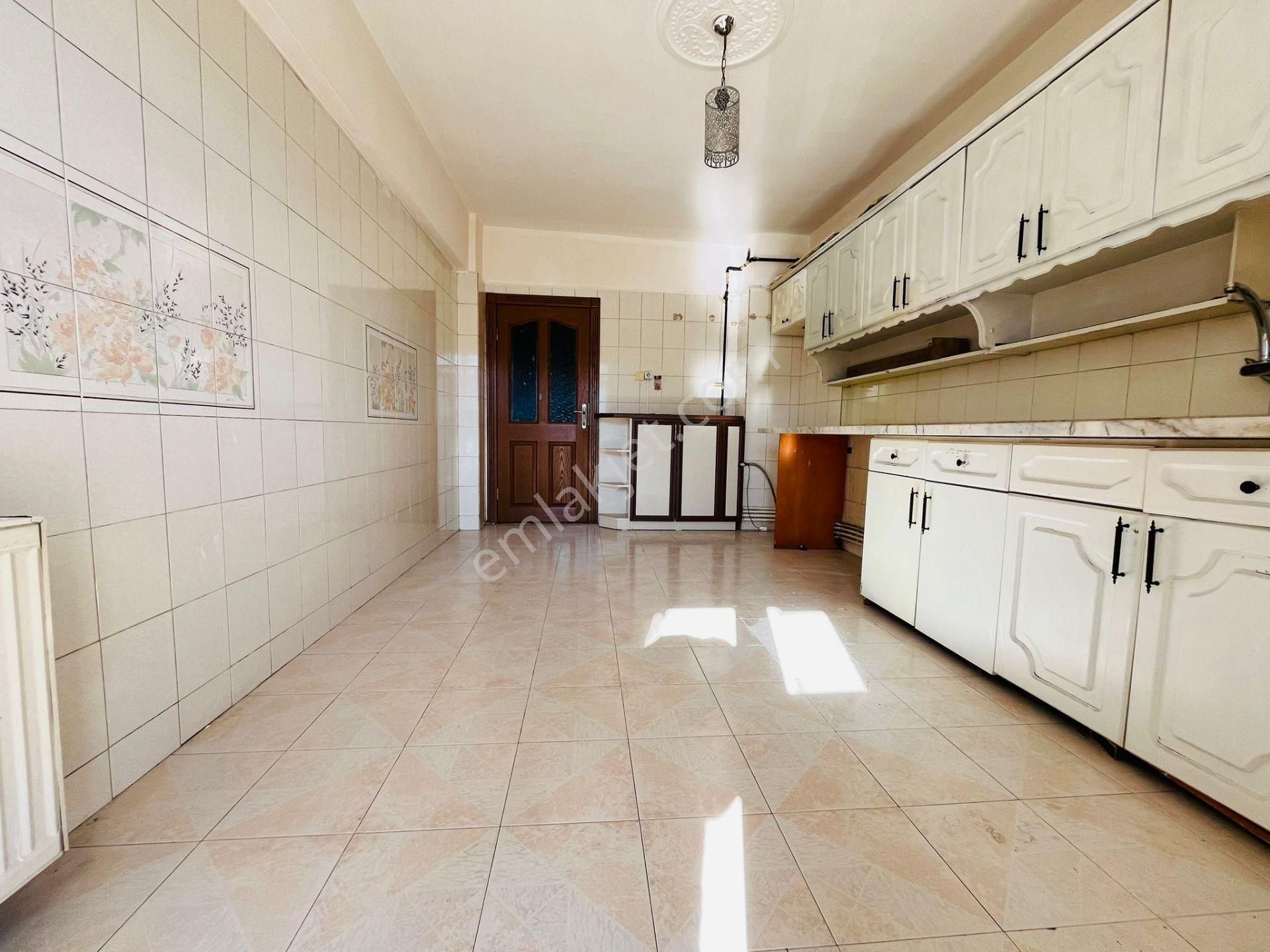 Tuzluçayır Göbek'te 1.katta 3+1 Satılık Daire !!! - Görsel 15