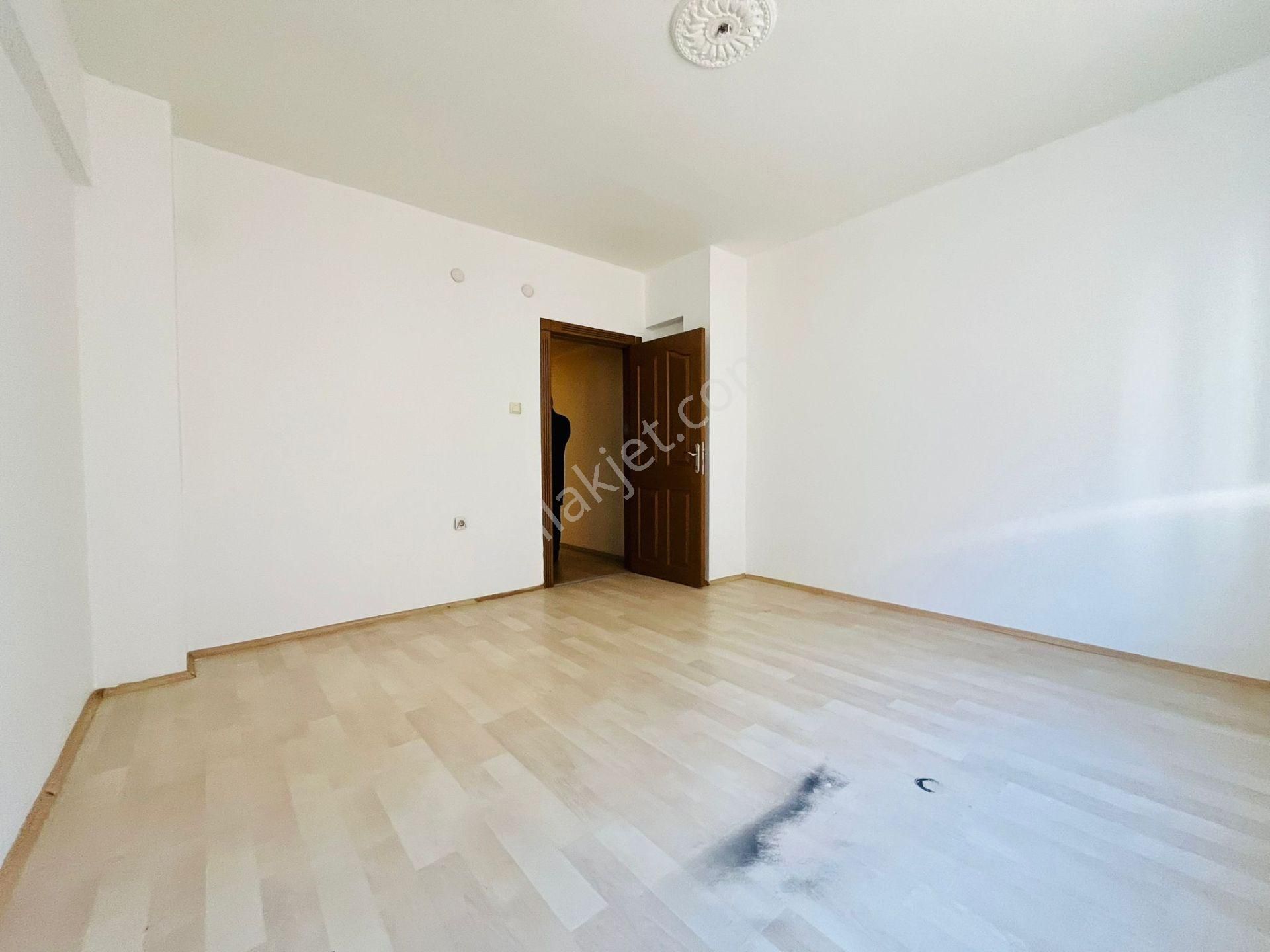 Tuzluçayır Göbek'te 1.katta 3+1 Satılık Daire !!! - Görsel 14