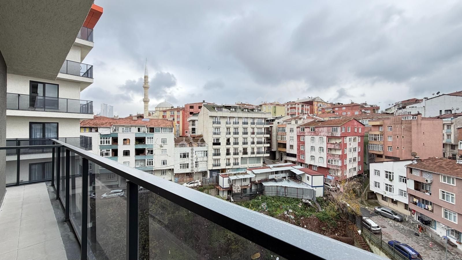 Talatpaşa Mari Vadi Evlerinde 3+1 Kiralık Daire Metrobüse 6dk - Görsel 3