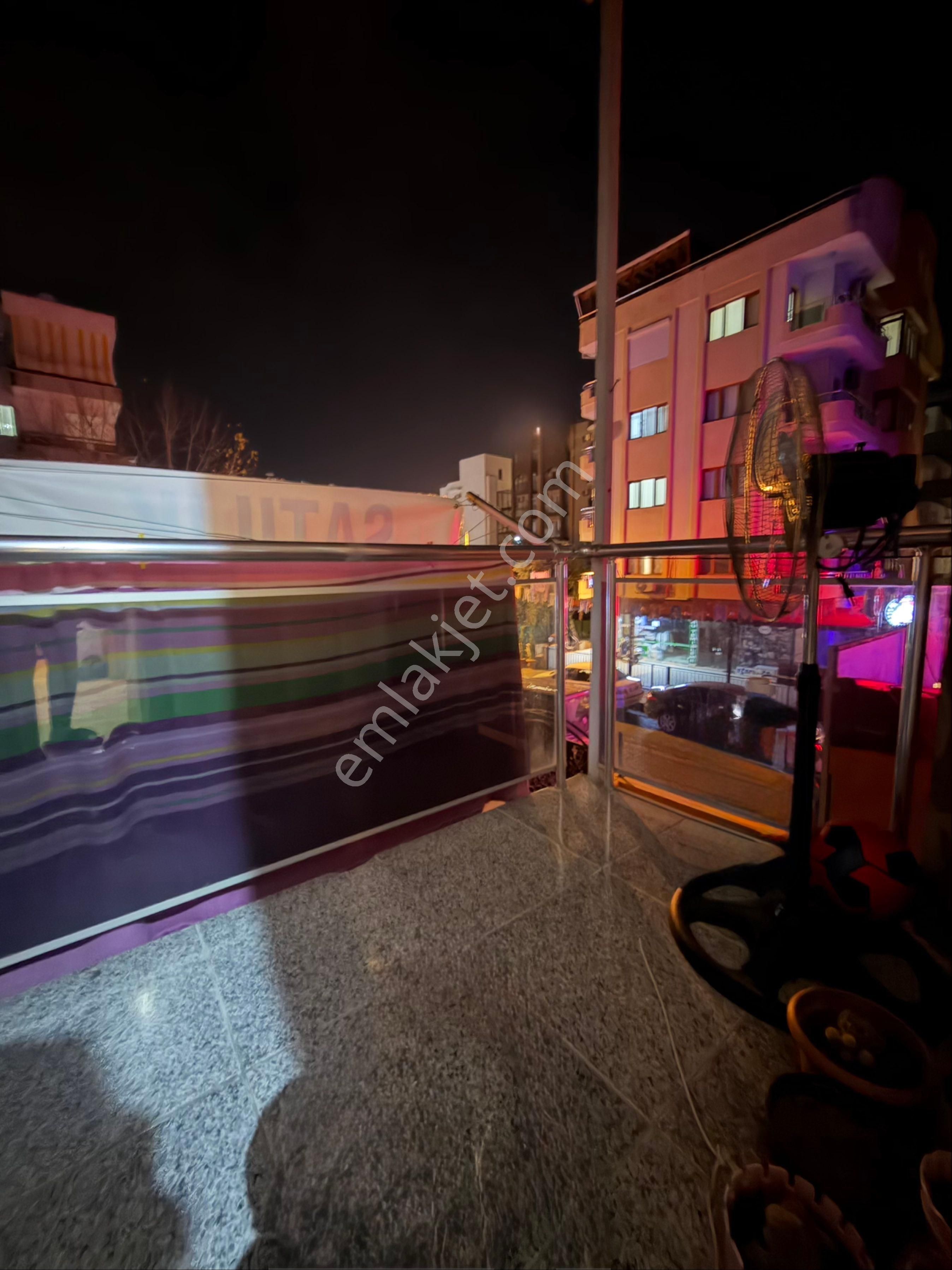 Kuşadası Merkezde 1+1 Asansörlü Satılık Daire - Görsel 20