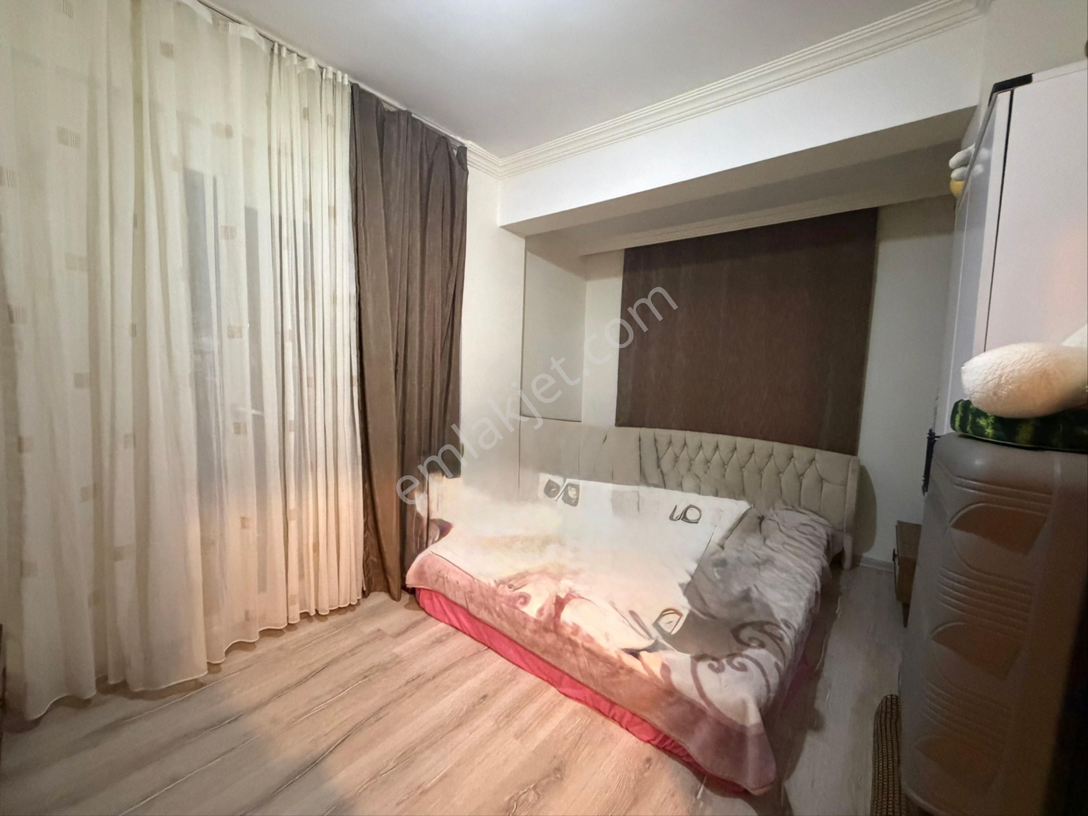 Kuşadası Merkezde 1+1 Asansörlü Satılık Daire - Görsel 12