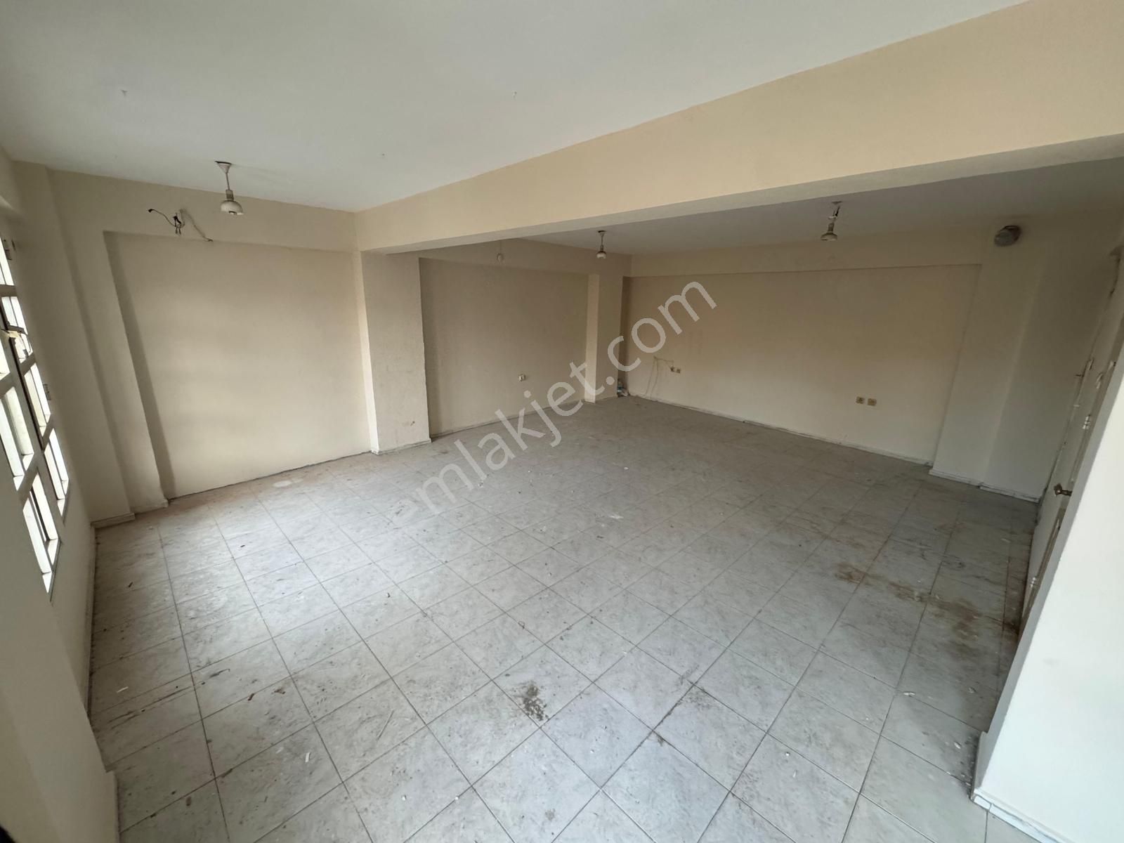 Çankaya Kemeraltında Kiralık İş Yeri - Görsel 12