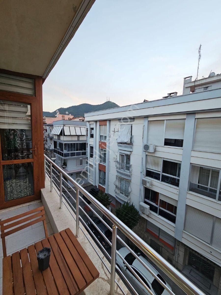 Balçova Merkez Metro Yanında Tadilatlı Eşyalı Kiralık 2+1 Daire - Görsel 18