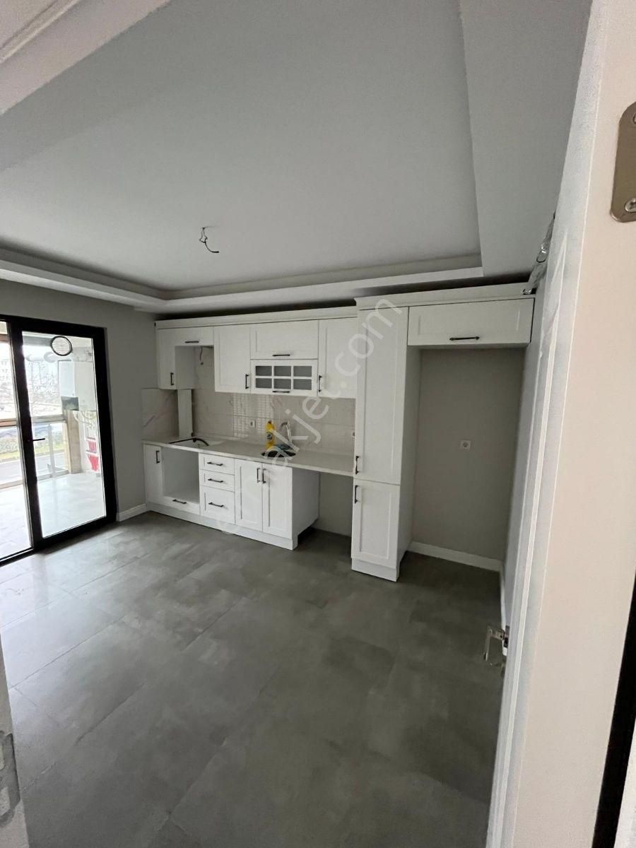 Mehmetoğlu Gayrimenkulden Şeyhsinan Mah. 3+1 Kiralık Daire