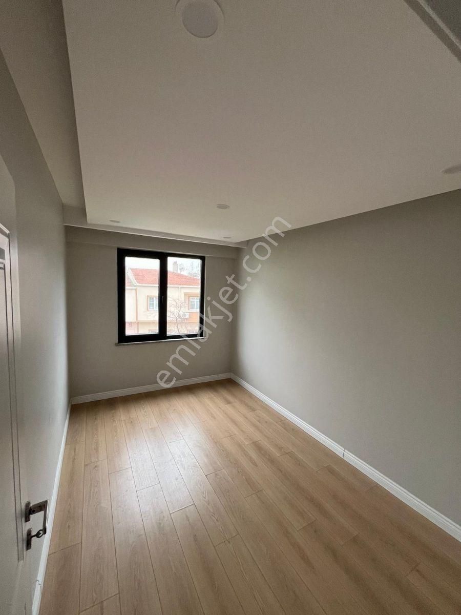Mehmetoğlu Gayrimenkulden Şeyhsinan Mah. 3+1 Kiralık Daire - Görsel 15