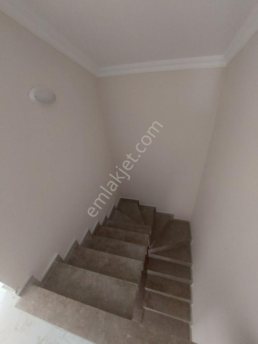 Sarılar Merkezde Kiralık 2 Adet 4+1 Dubleks Daire - Görsel 14
