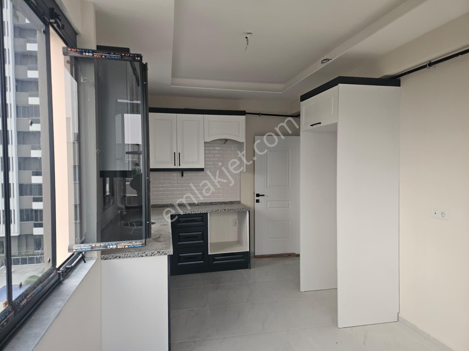 Karınca'dan E.mezitli'de Sıfır Yapılı Yüksek Krediye Uygun 2+1 - Görsel 3