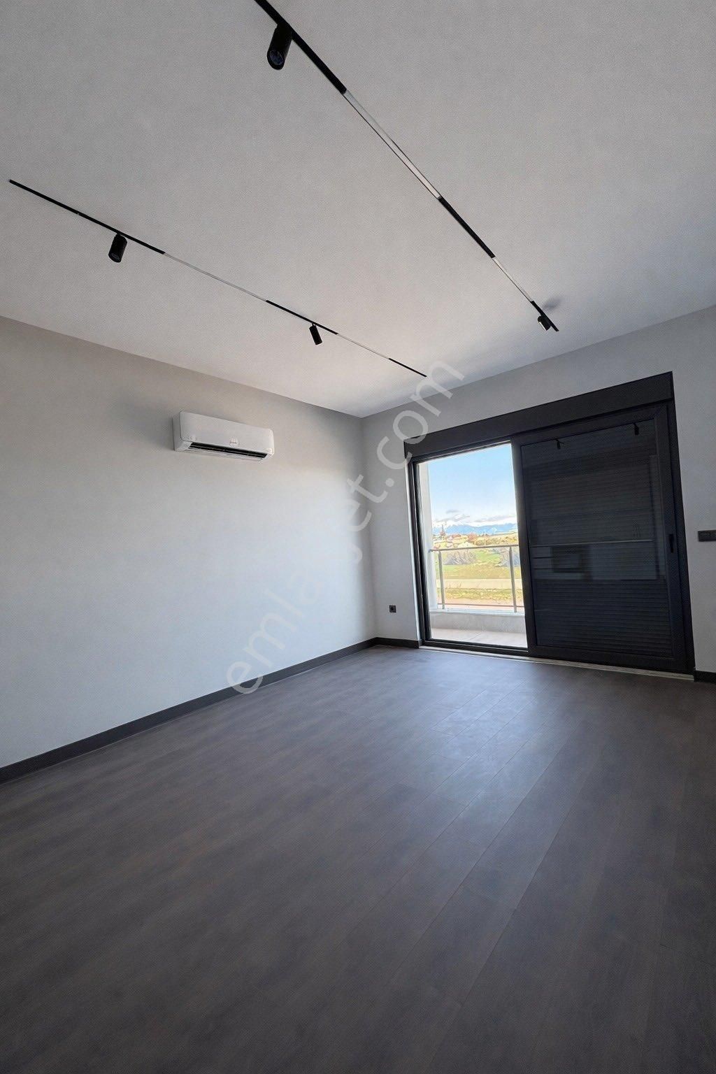 Havuzlu Site İçinde Kiralık Sıfır 1+1 Döşemealtı Dev. Has. Yanı - Görsel 19