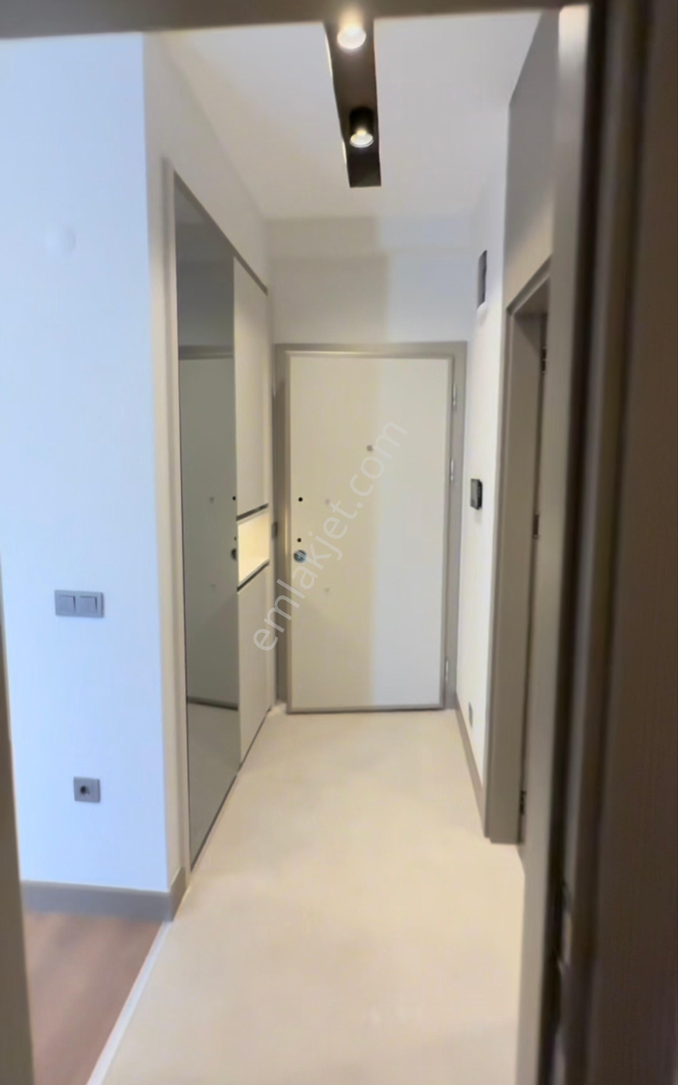 Havuzlu Site İçinde Kiralık Sıfır 1+1 Döşemealtı Dev. Has. Yanı - Görsel 14