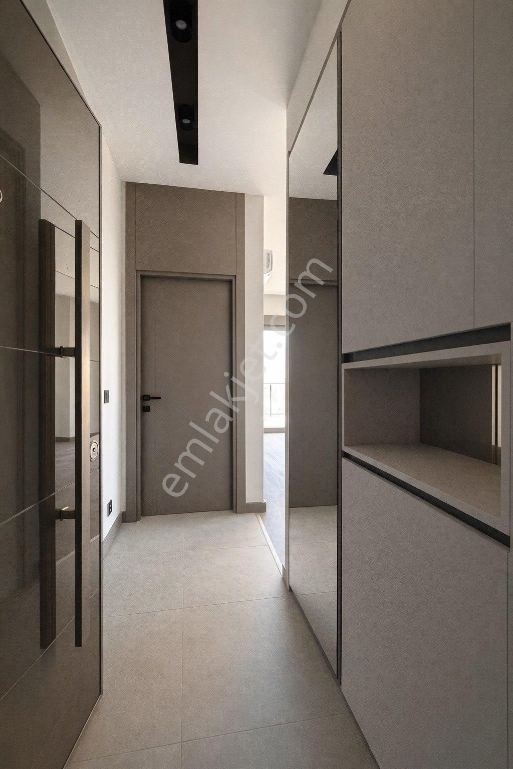 Havuzlu Site İçinde Kiralık Sıfır 1+1 Döşemealtı Dev. Has. Yanı - Görsel 16