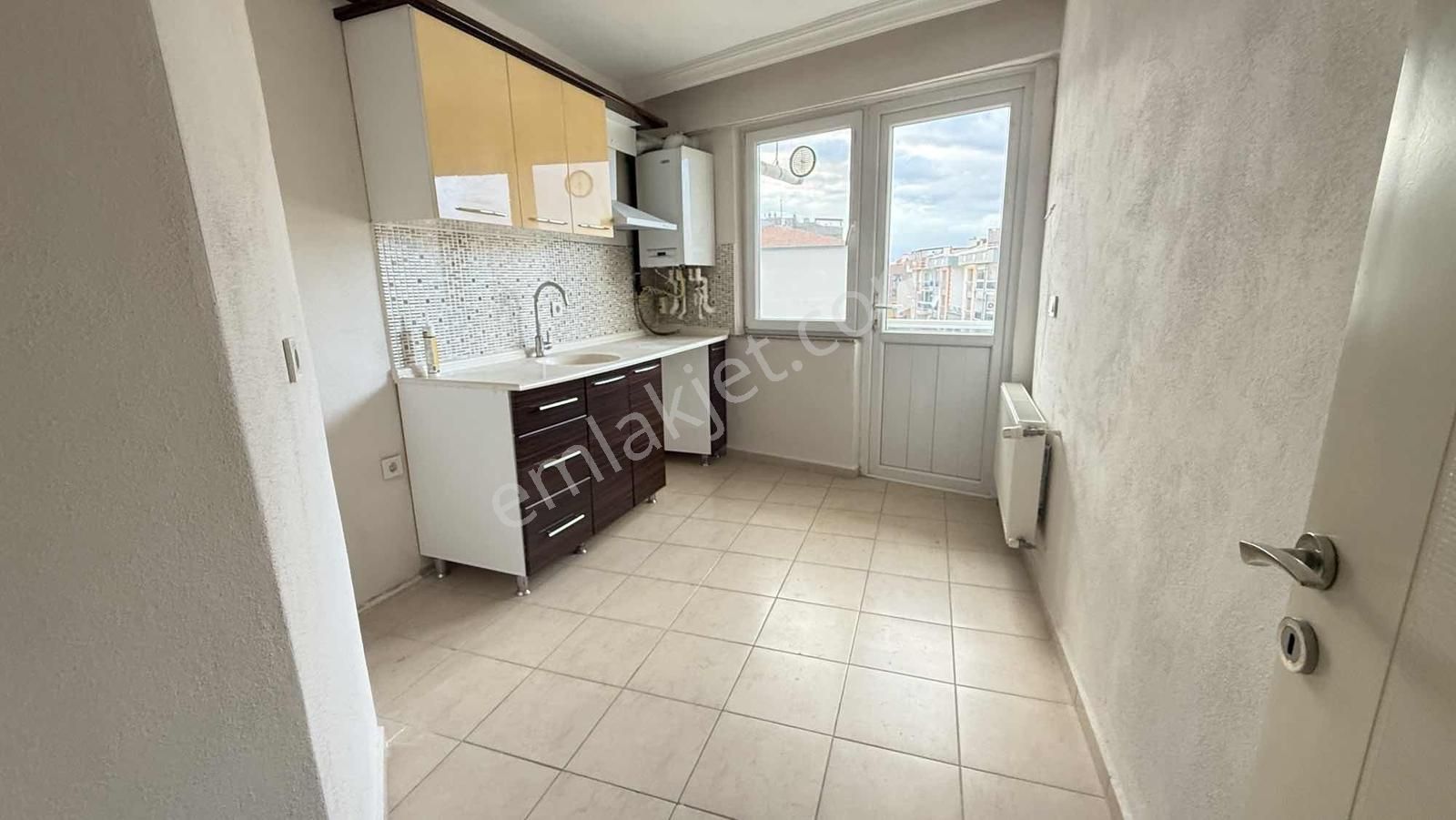 2+1 Ayrı Mutfak Barbaros Okulu Yanı - Görsel 20