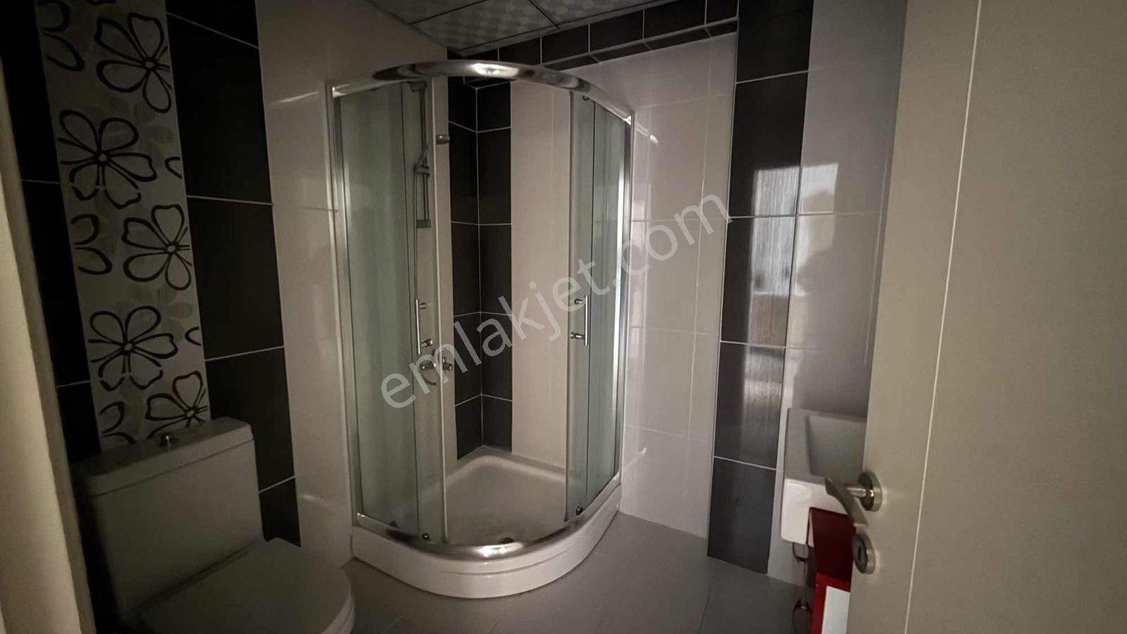 2+1 Ayrı Mutfak Barbaros Okulu Yanı - Görsel 6