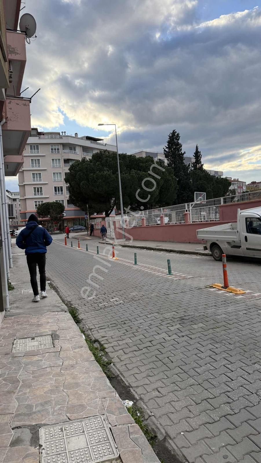 2+1 Ayrı Mutfak Barbaros Okulu Yanı - Görsel 3