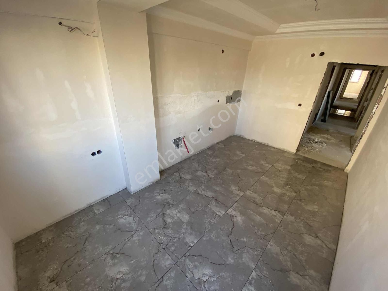 Mehmetoğlu Gayrimenkul Den Çobançeşme Mah. 2+1 Ön Cephe Daire - Görsel 8