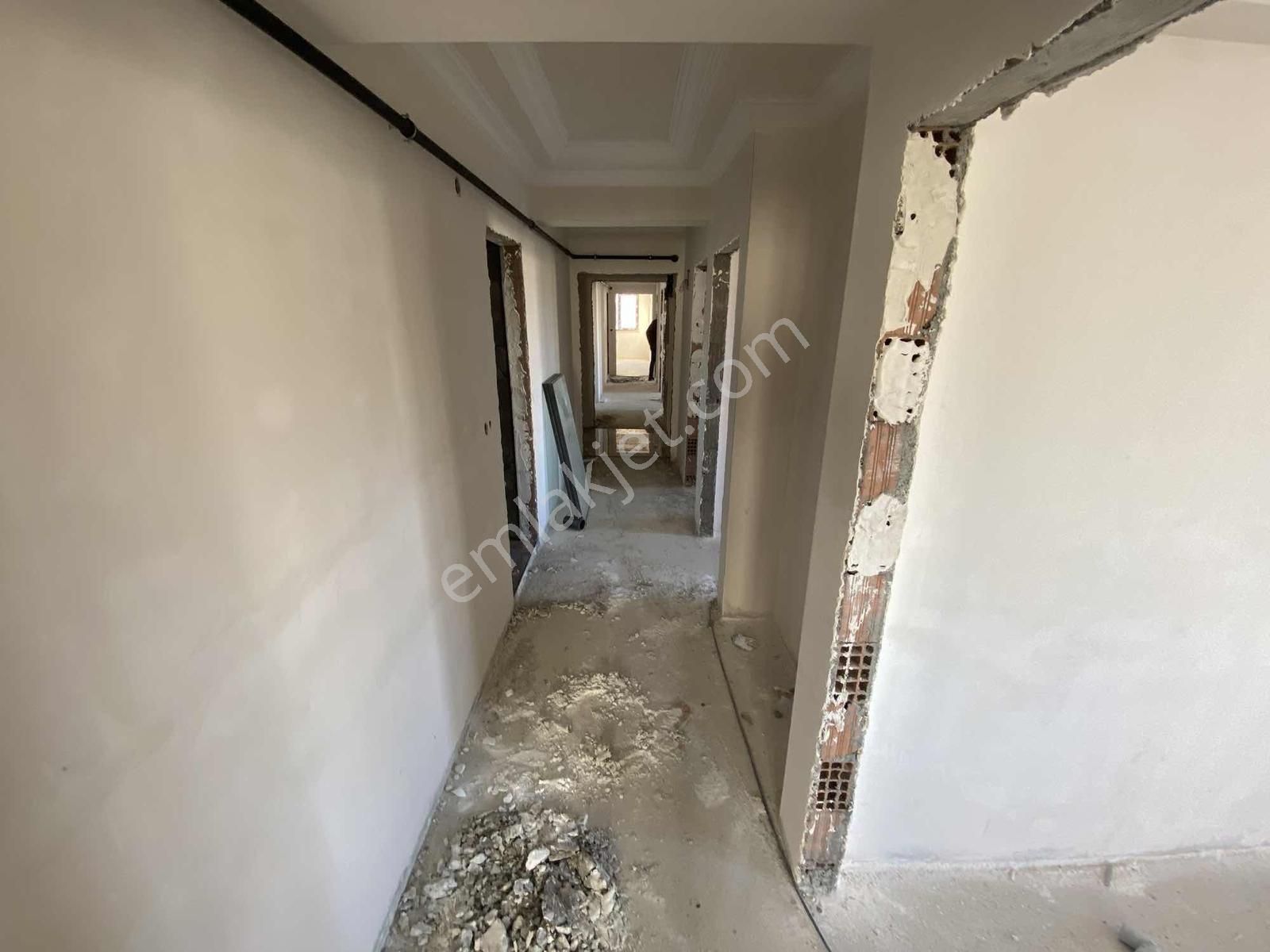 Mehmetoğlu Gayrimenkul Den Çobançeşme Mah. 2+1 Ön Cephe Daire - Görsel 4