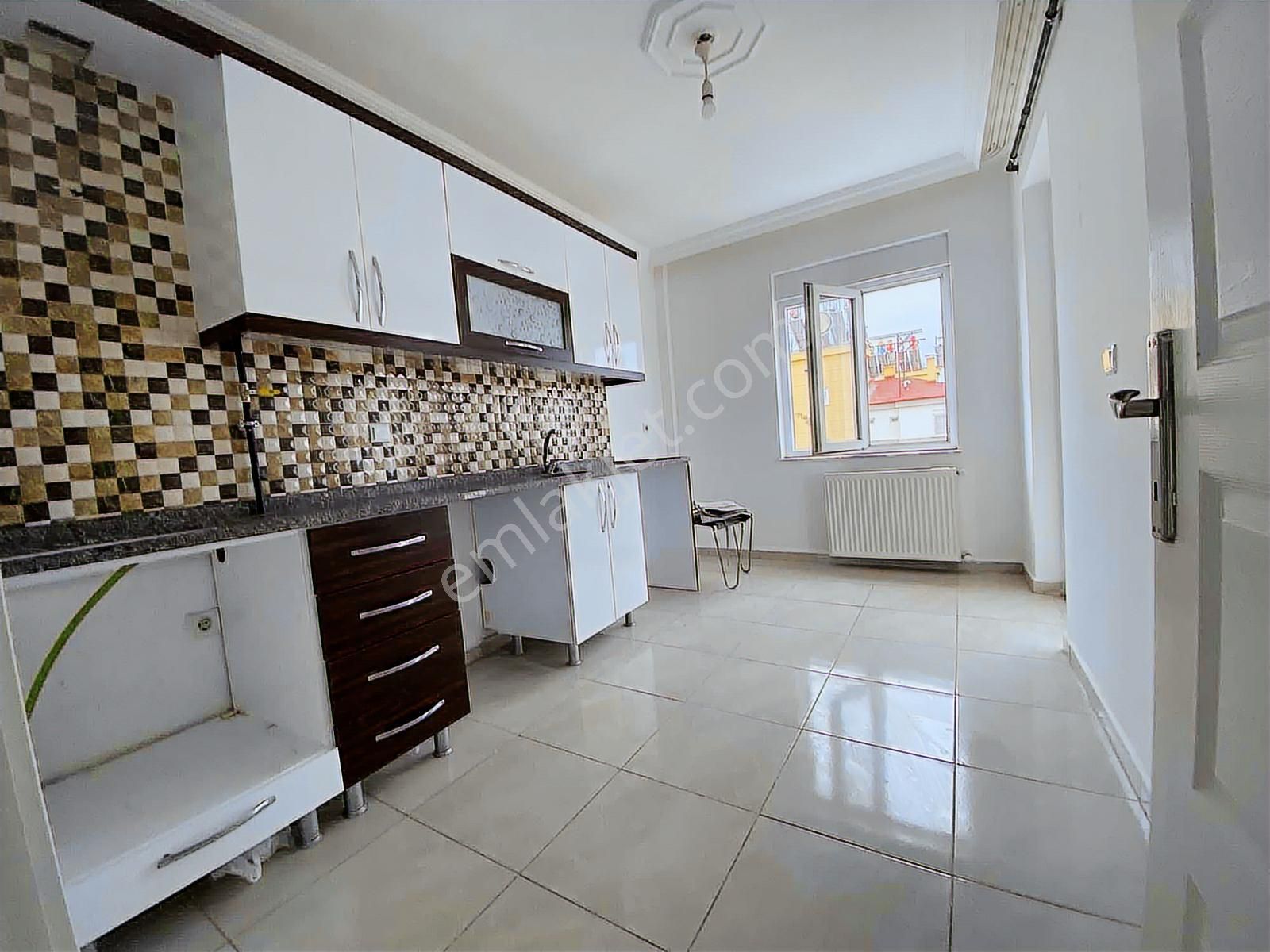 Kepez Dvlt Hstn Yakını Site İçi Asansörlü Güney Cephe 2+1 - Görsel 10