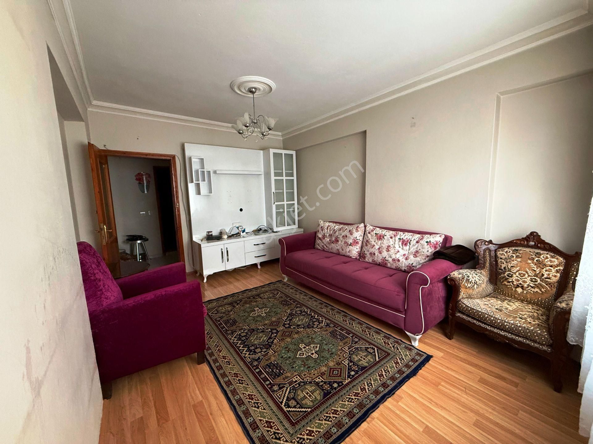 Cevahir Avm Yakınında 2001 Yapımı Kiracısız Ara Kat Satılık 2+1 - Görsel 9