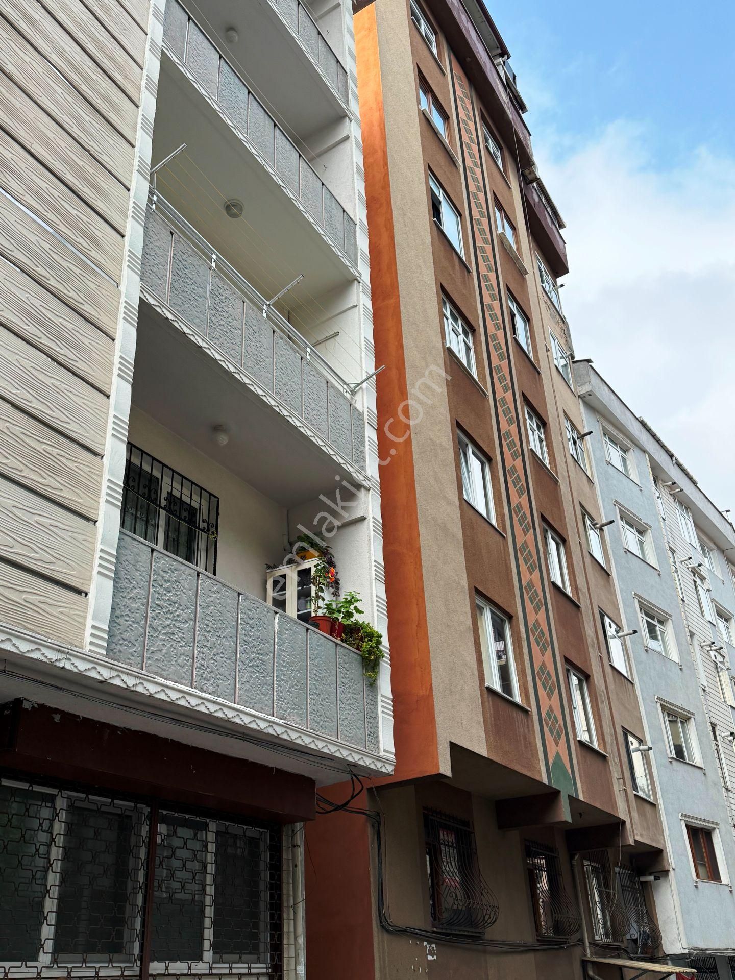 Cevahir Avm Yakınında 2001 Yapımı Kiracısız Ara Kat Satılık 2+1 - Görsel 35