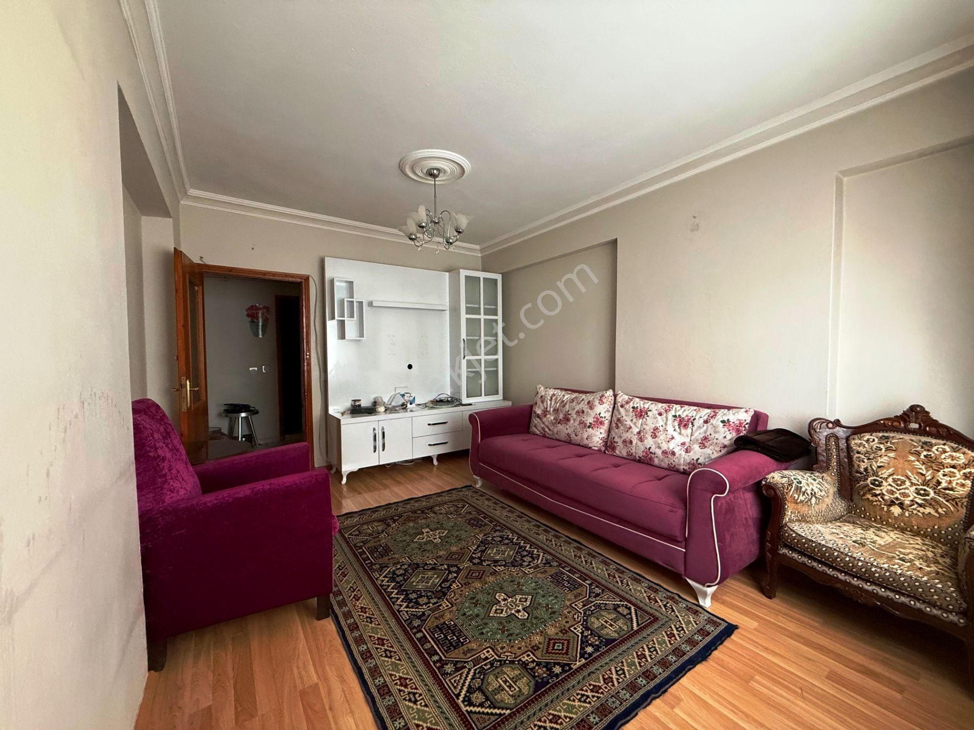 Cevahir Avm Yakınında 2001 Yapımı Kiracısız Ara Kat Satılık 2+1 - Görsel 8