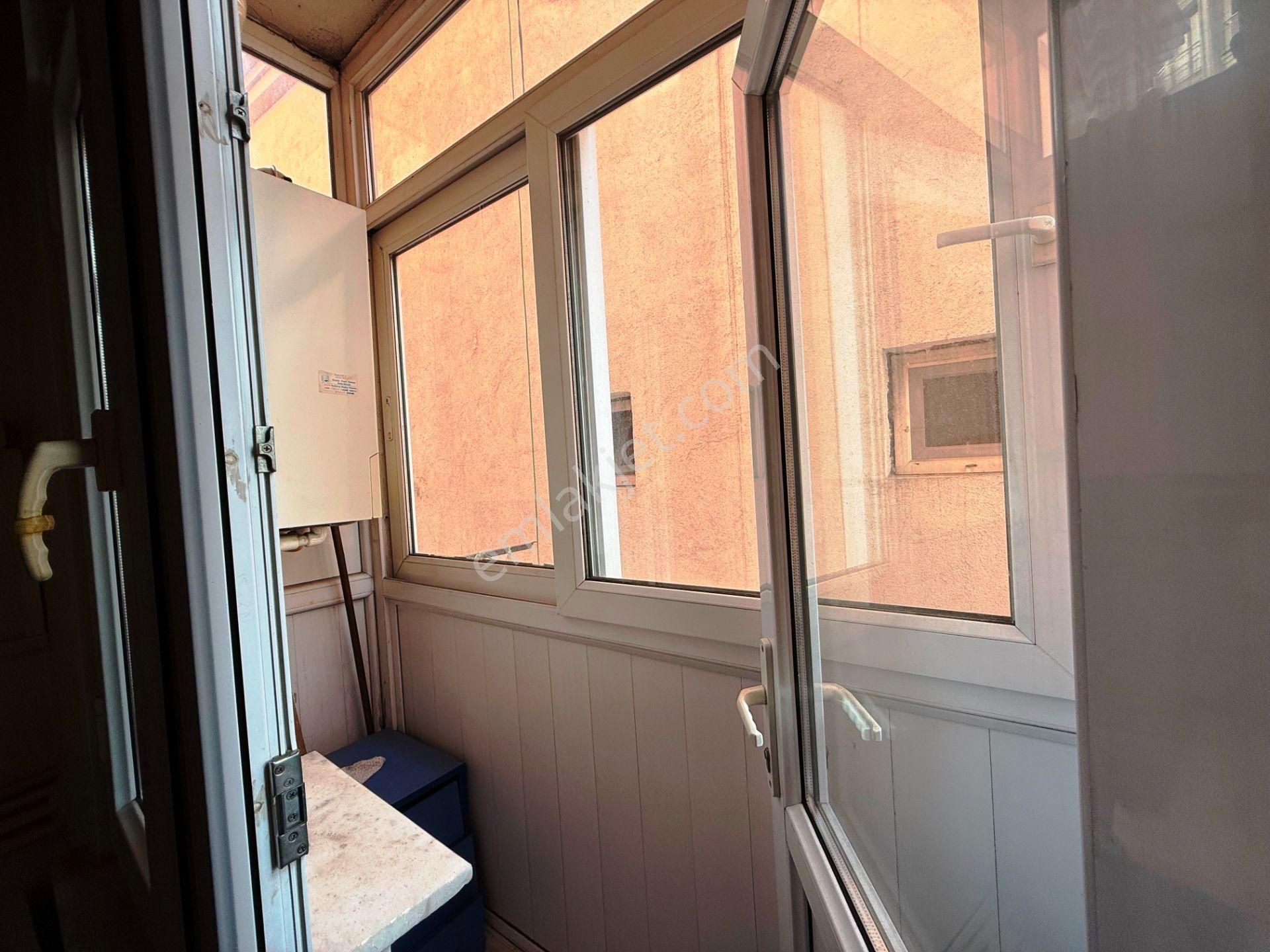 Cevahir Avm Yakınında 2001 Yapımı Kiracısız Ara Kat Satılık 2+1 - Görsel 30