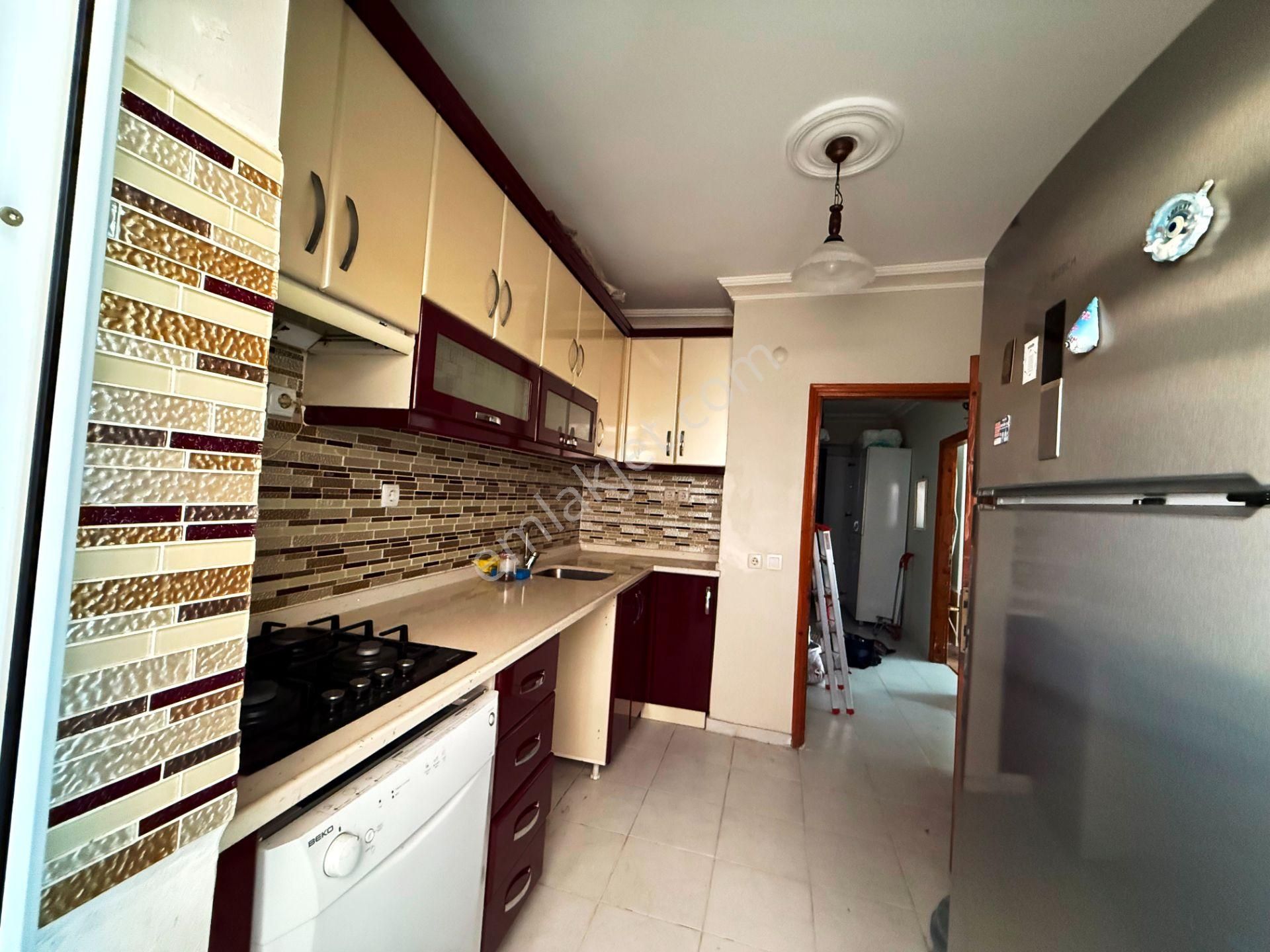 Cevahir Avm Yakınında 2001 Yapımı Kiracısız Ara Kat Satılık 2+1 - Görsel 28