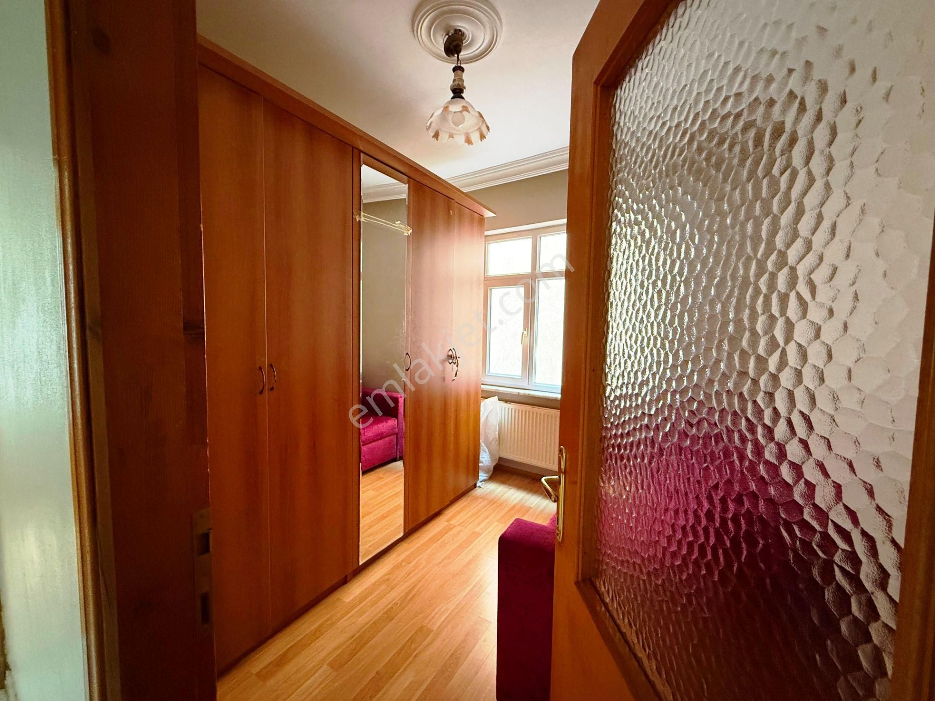 Cevahir Avm Yakınında 2001 Yapımı Kiracısız Ara Kat Satılık 2+1 - Görsel 16