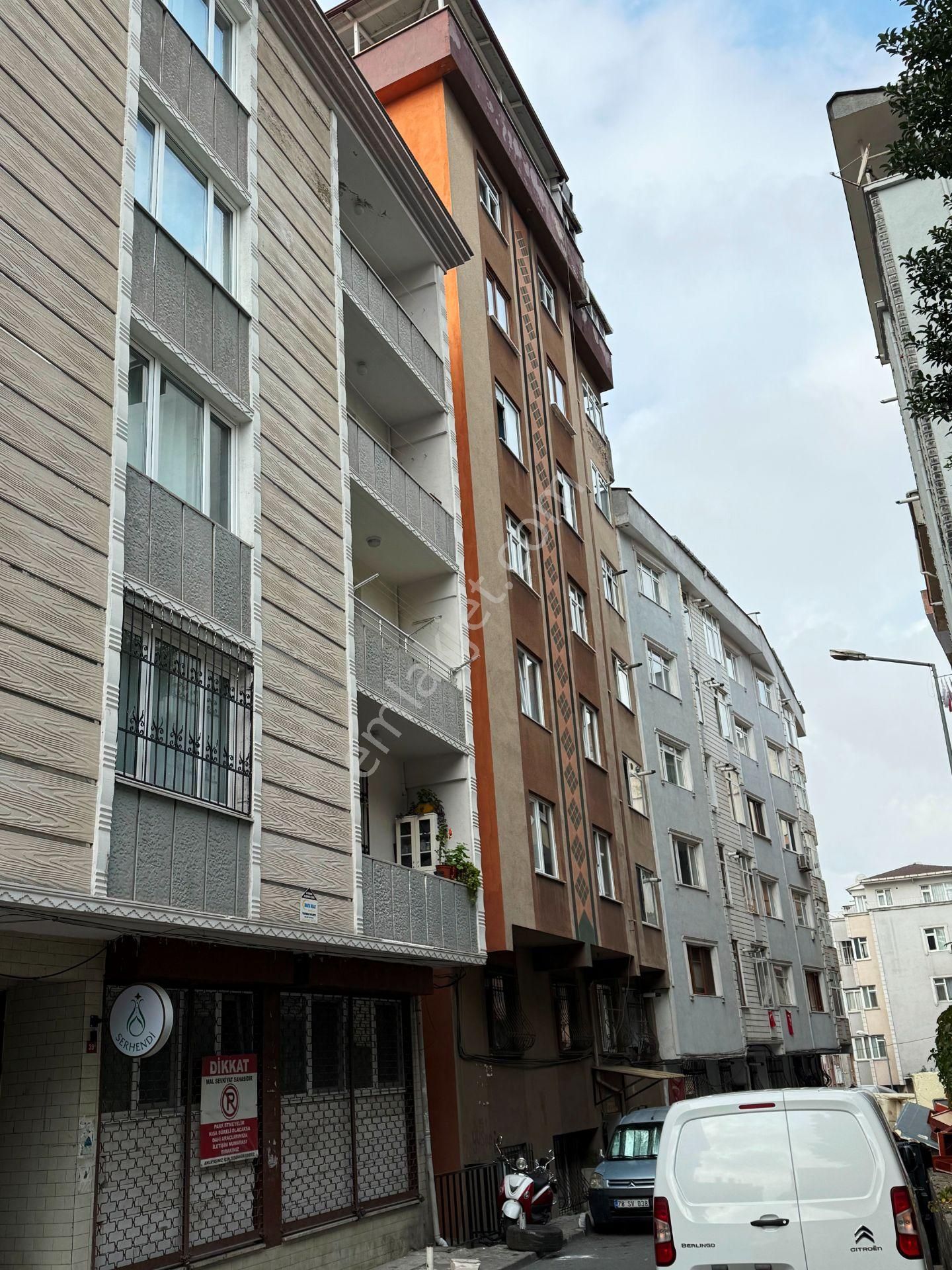 Cevahir Avm Yakınında 2001 Yapımı Kiracısız Ara Kat Satılık 2+1 - Görsel 34