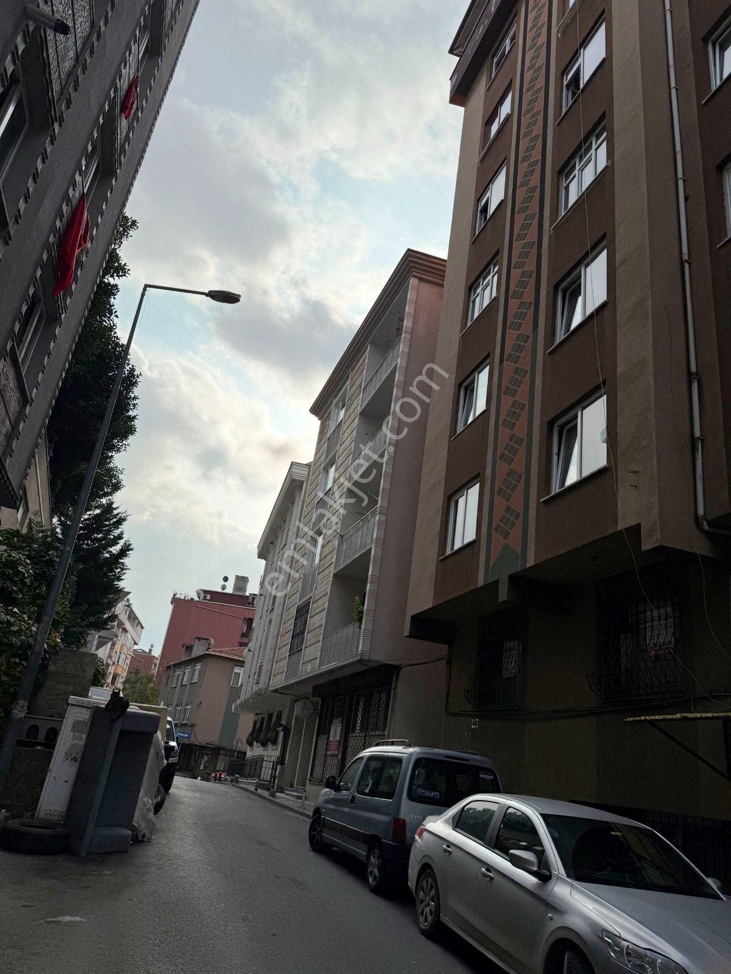 Cevahir Avm Yakınında 2001 Yapımı Kiracısız Ara Kat Satılık 2+1 - Görsel 33