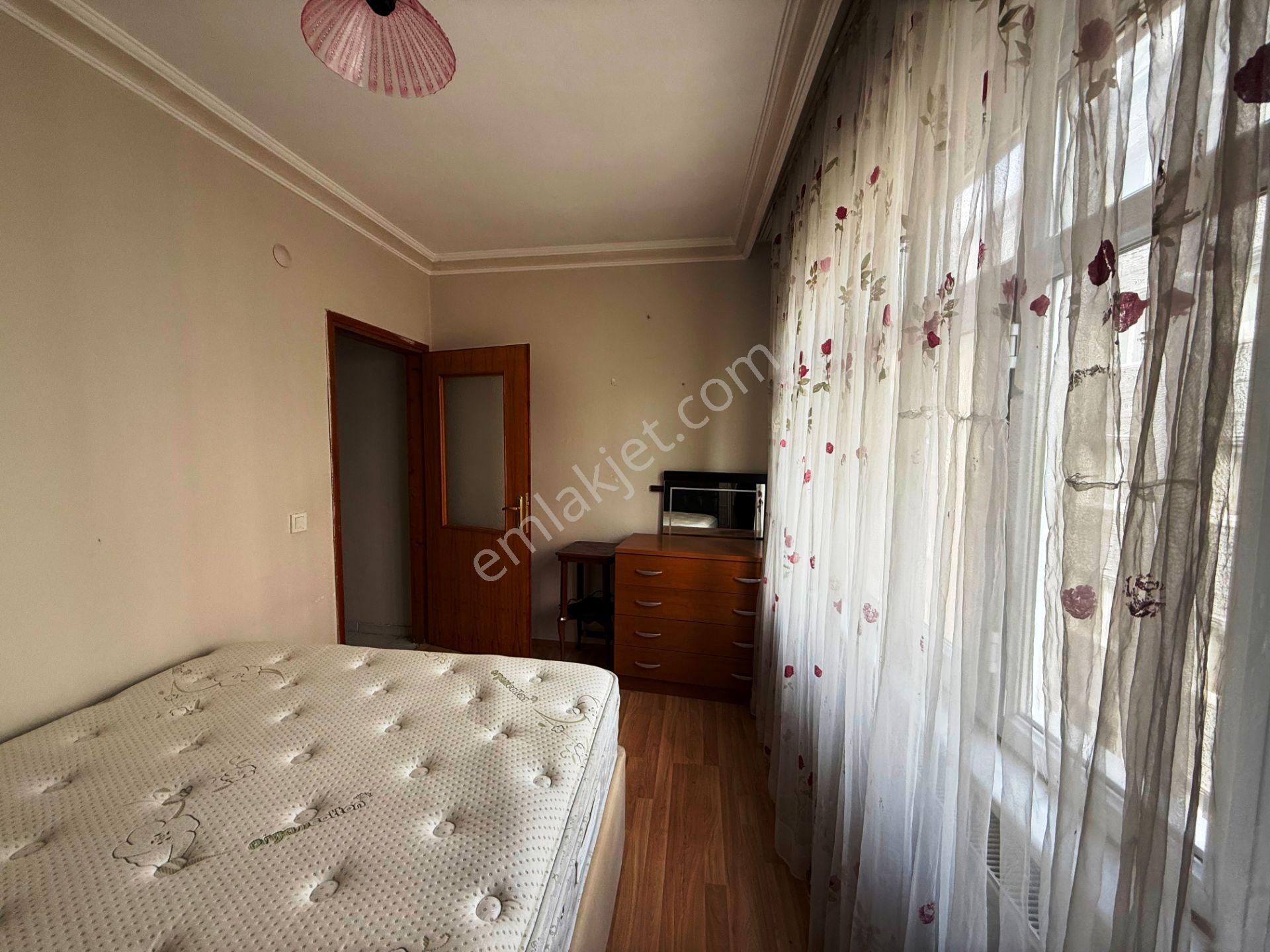 Cevahir Avm Yakınında 2001 Yapımı Kiracısız Ara Kat Satılık 2+1 - Görsel 14