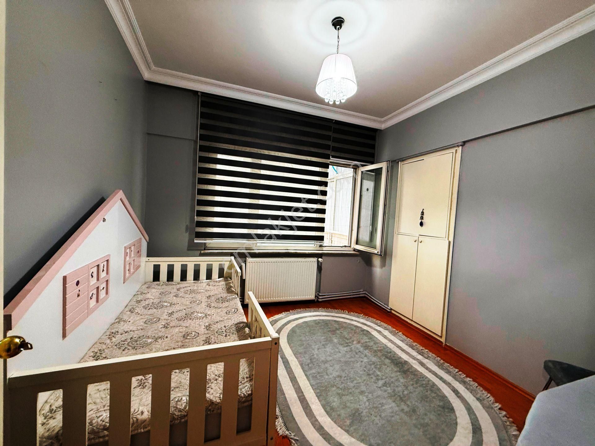 Fulya Akın Özyuvam Sitesi 2.kat Yenilenmiş Mobilyalı Satılık 3+1 - Görsel 18