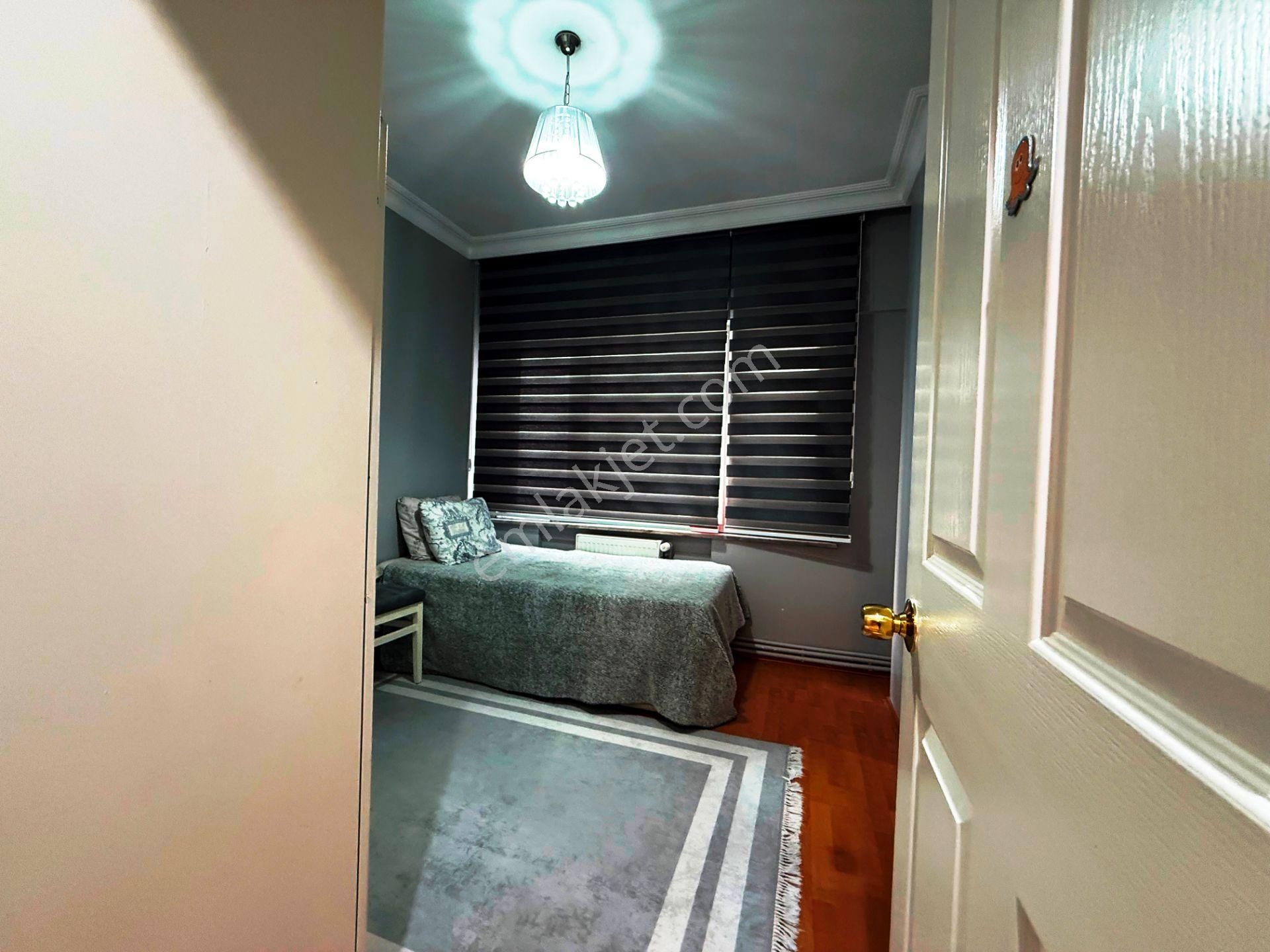 Fulya Akın Özyuvam Sitesi 2.kat Yenilenmiş Mobilyalı Satılık 3+1 - Görsel 14