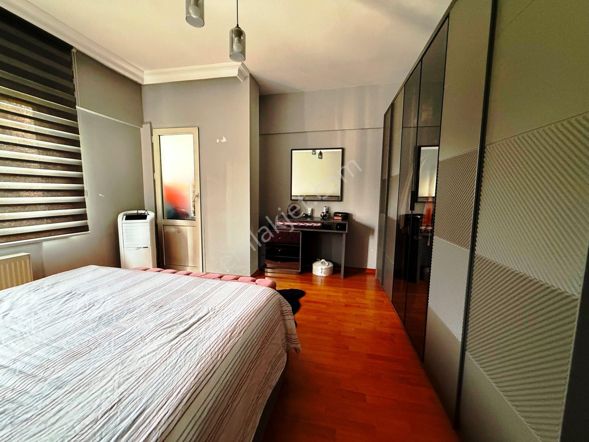 Fulya Akın Özyuvam Sitesi 2.kat Yenilenmiş Mobilyalı Satılık 3+1 - Görsel 11