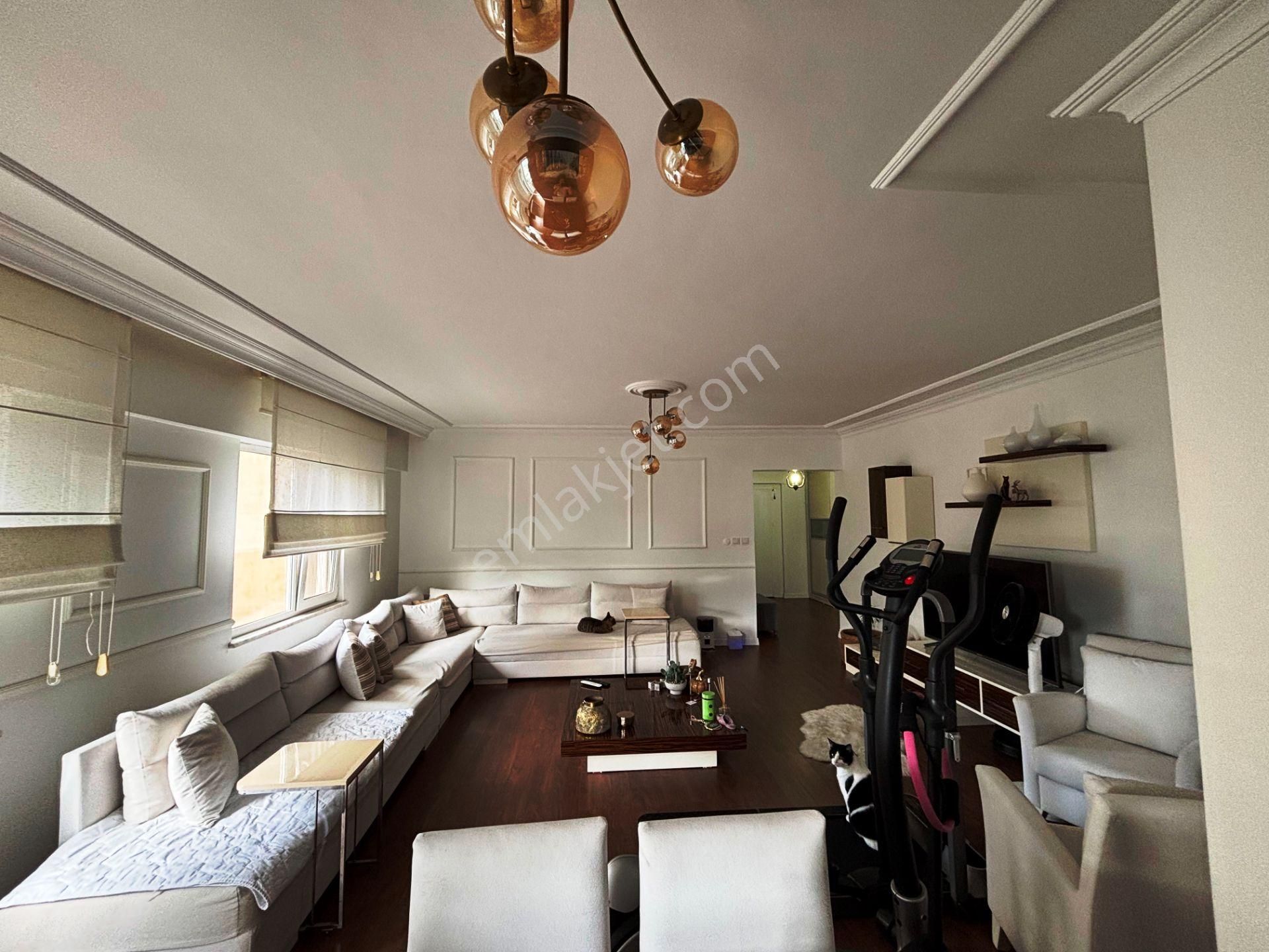 Maltepe Simge Sitesi 2.kat Masrafsız Kiracısız 145m2 Satılık 3+1 - Görsel 5