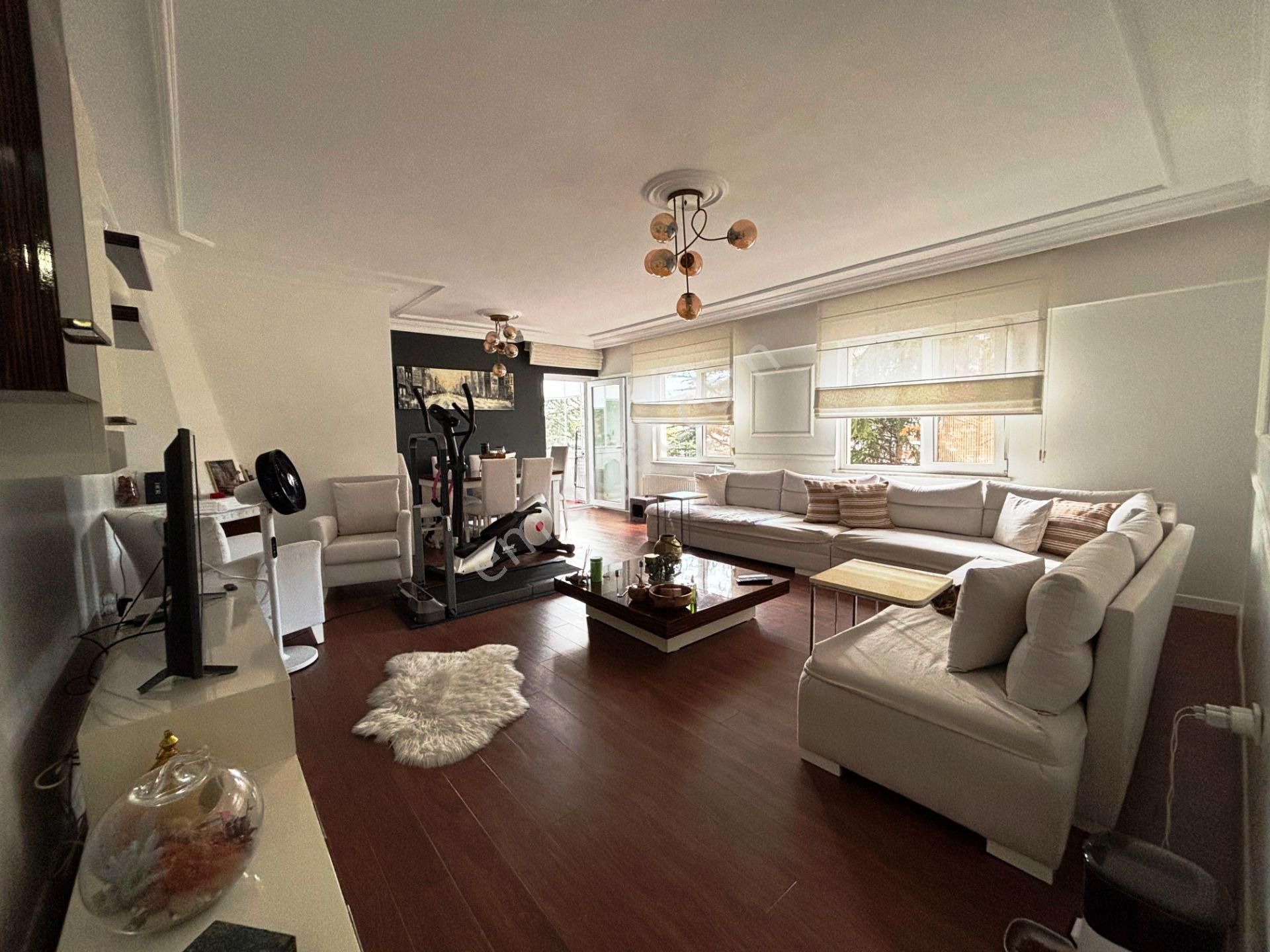 Maltepe Simge Sitesi 2.kat Masrafsız Kiracısız 145m2 Satılık 3+1 - Görsel 2