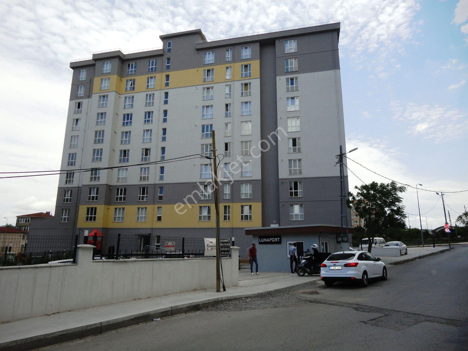 Sabiha Gökçen B Kapısı Karşısı Lunaport Sitesi 80m2 Satılık 2+1 - Görsel 28