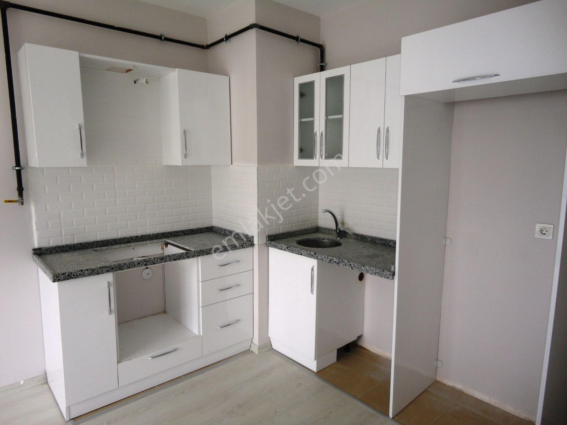 Sabiha Gökçen B Kapısı Karşısı Lunaport Sitesi 80m2 Satılık 2+1 - Görsel 7