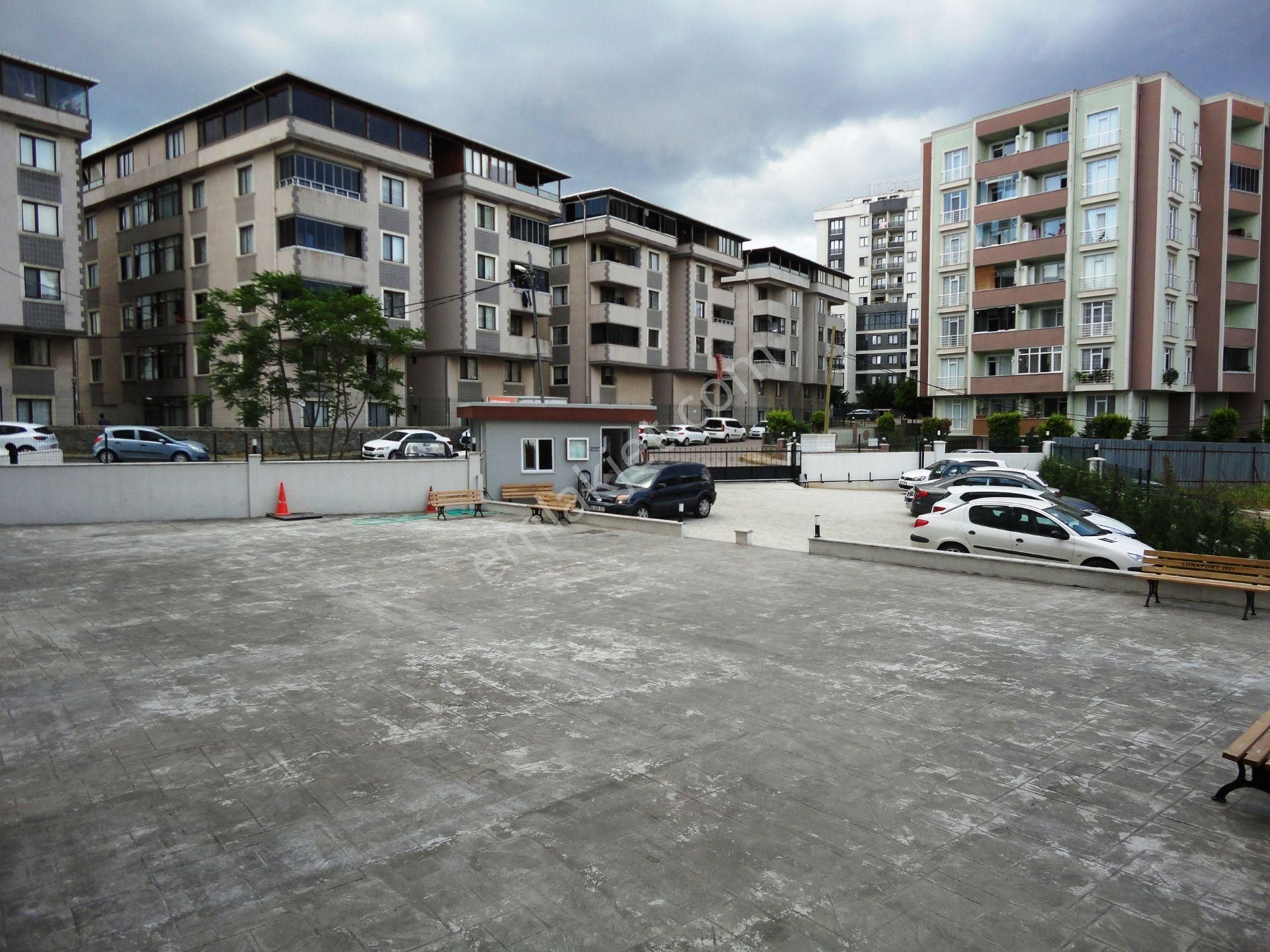 Sabiha Gökçen B Kapısı Karşısı Lunaport Sitesi 80m2 Satılık 2+1 - Görsel 20