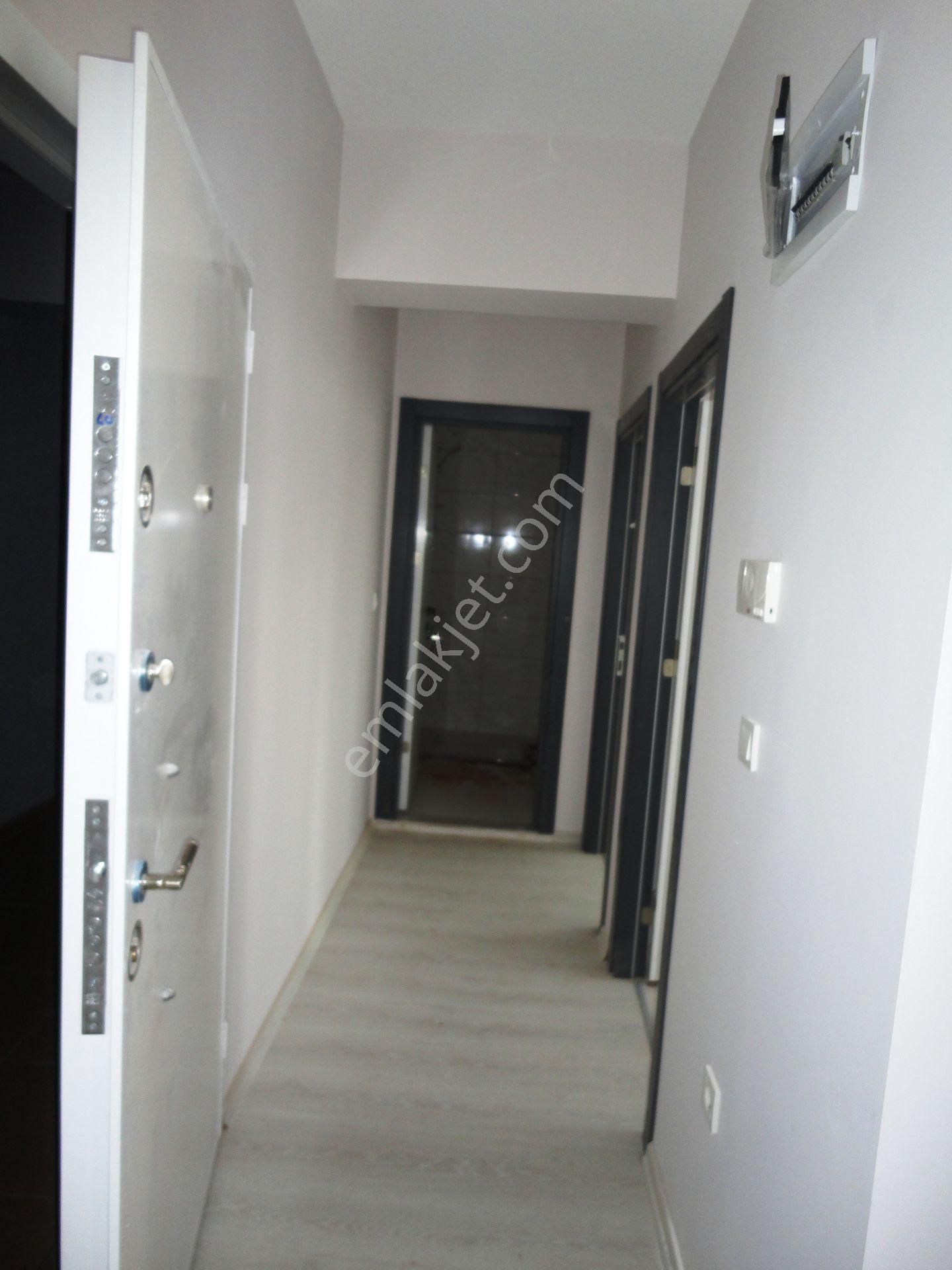 Sabiha Gökçen B Kapısı Karşısı Lunaport Sitesi 80m2 Satılık 2+1 - Görsel 15