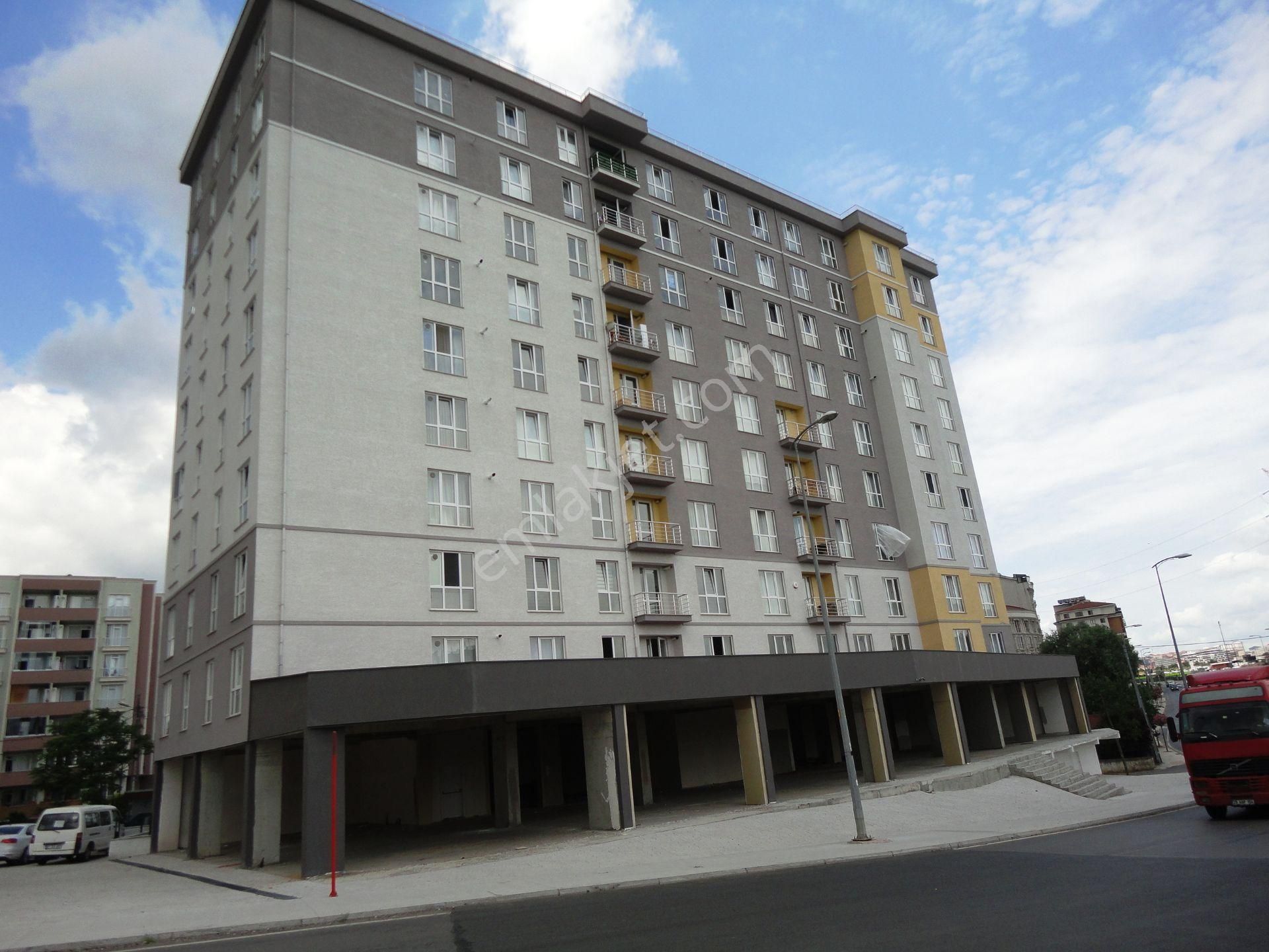 Sabiha Gökçen B Kapısı Karşısı Lunaport Sitesi 80m2 Satılık 2+1 - Görsel 25