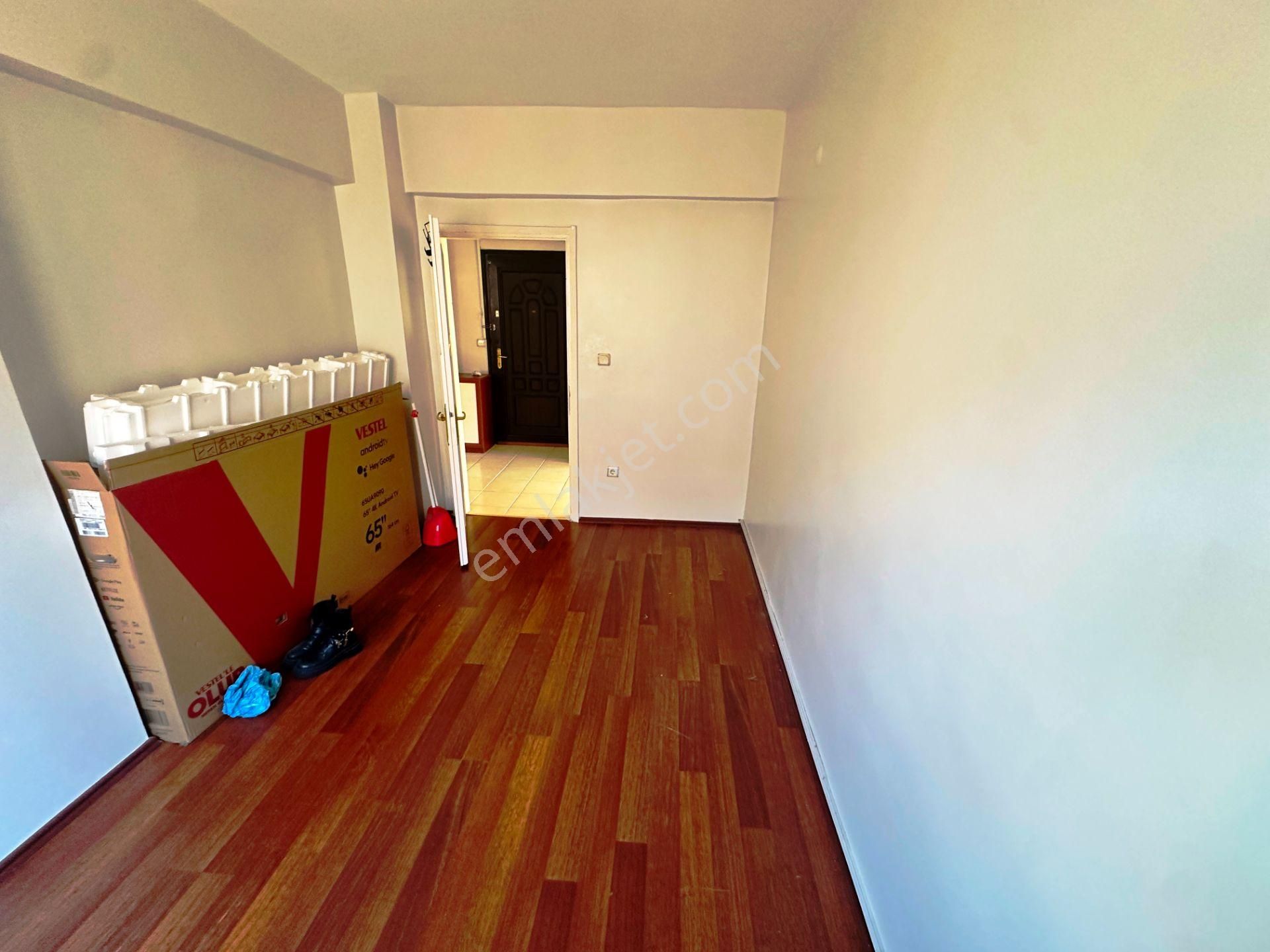 Bostancı Lunapark Yakın 90m2 Otoparklı Kombili Temiz Kiralık 2+1 - Görsel 8