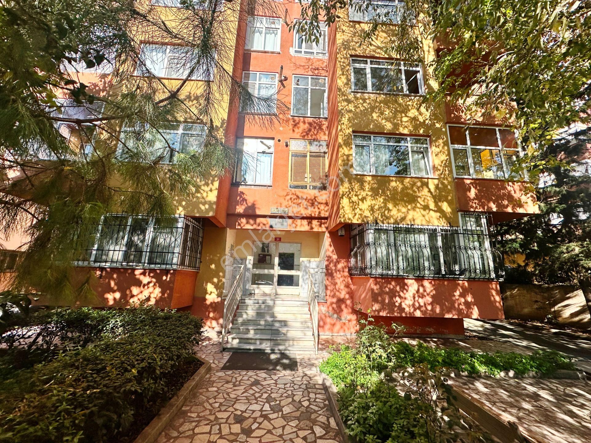 Bostancı Lunapark Yakın 90m2 Otoparklı Kombili Temiz Kiralık 2+1 - Görsel 31