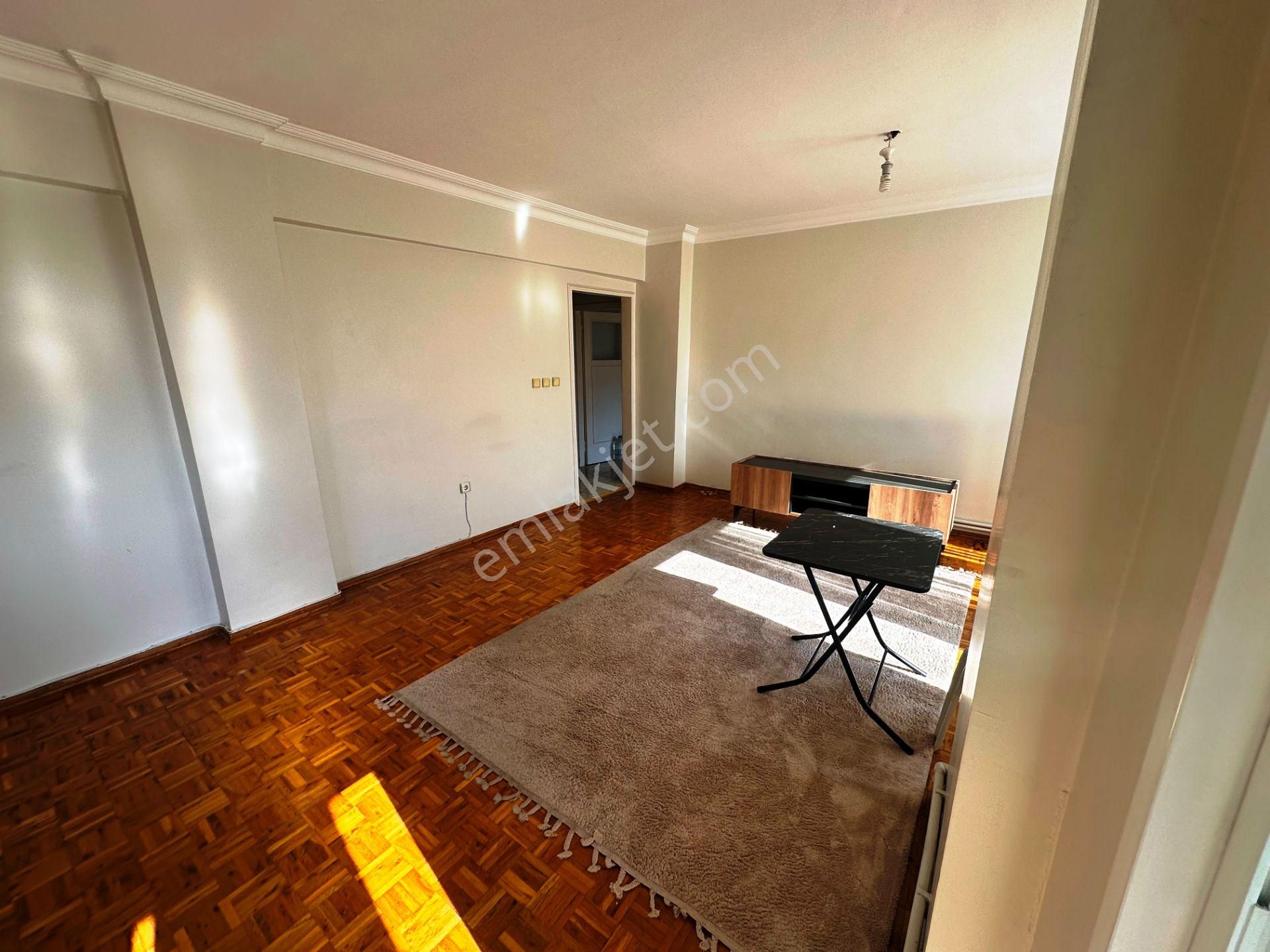 Bostancı Lunapark Yakın 90m2 Otoparklı Kombili Temiz Kiralık 2+1 - Görsel 5