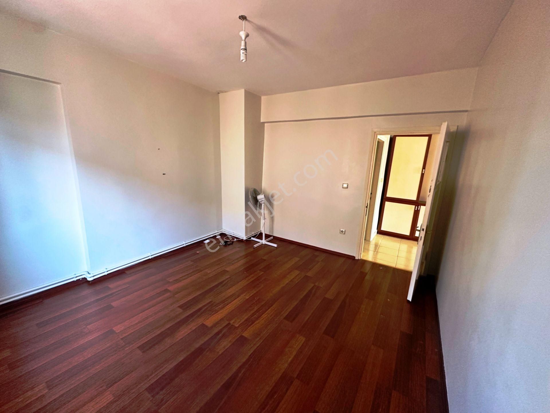 Bostancı Lunapark Yakın 90m2 Otoparklı Kombili Temiz Kiralık 2+1 - Görsel 11