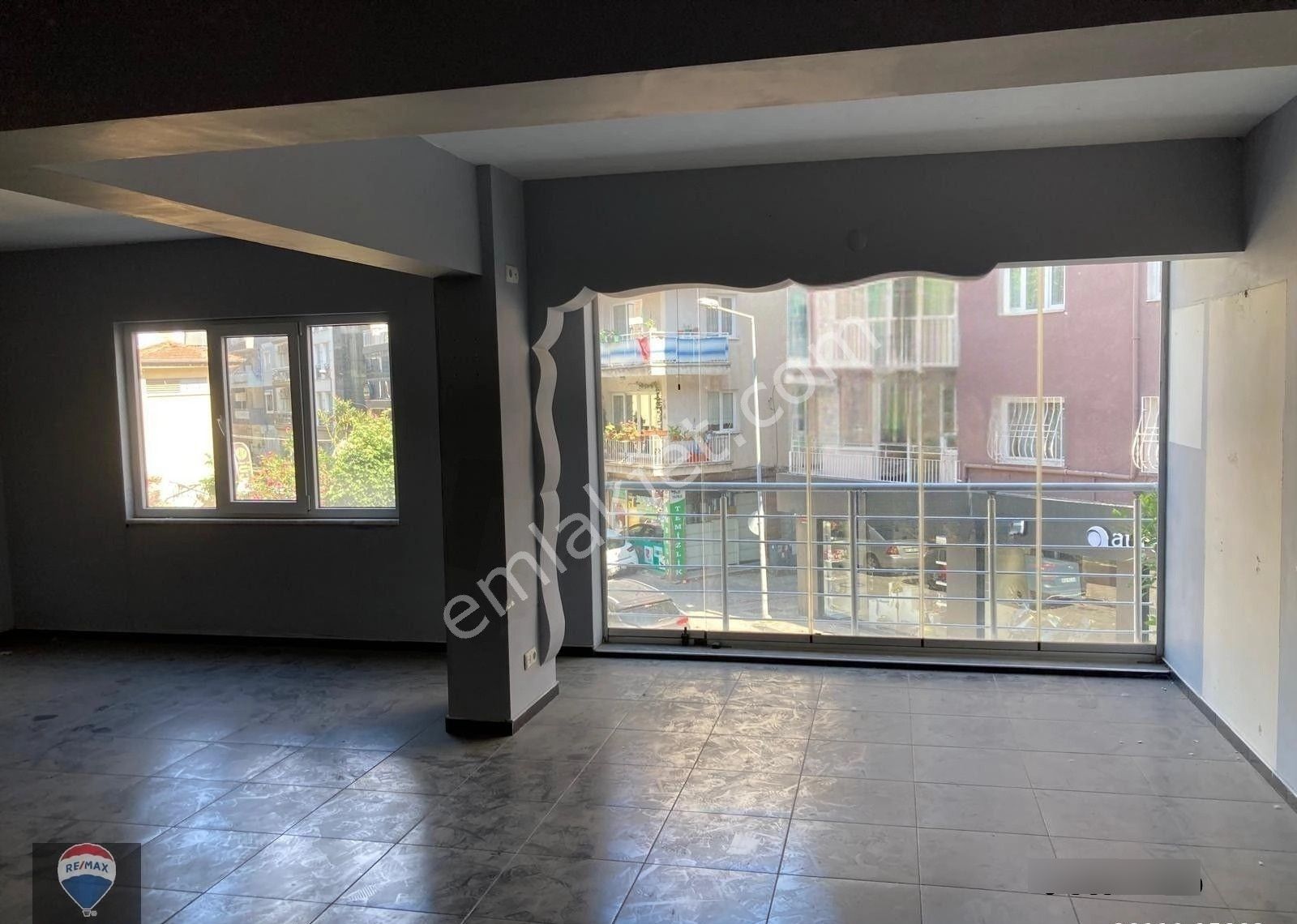 Tabela Değeri Yüksek Lokasyonda, 2 Katı Satılık Ticari Mülk - Görsel 13