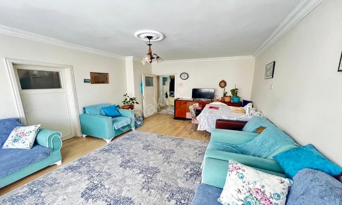 Bosna Cad. Üzerinde Limitsiz Kredili 4. Katta 2+1 Çift Balkonlu - Görsel 13