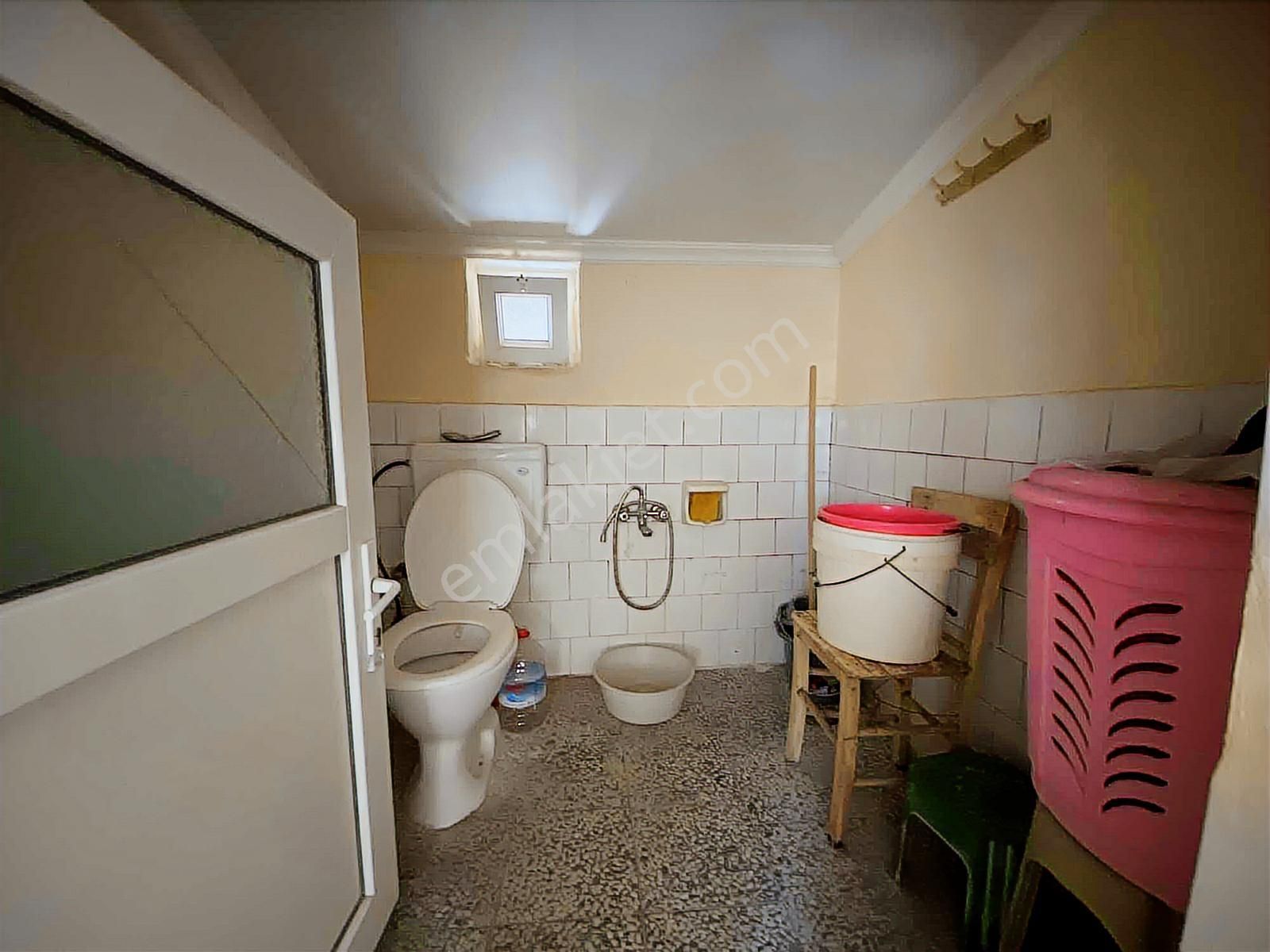 Dağlı !gayrimenkul'den Altınova'da 286m2 Müstakil Bahçeli Ev  - Görsel 16