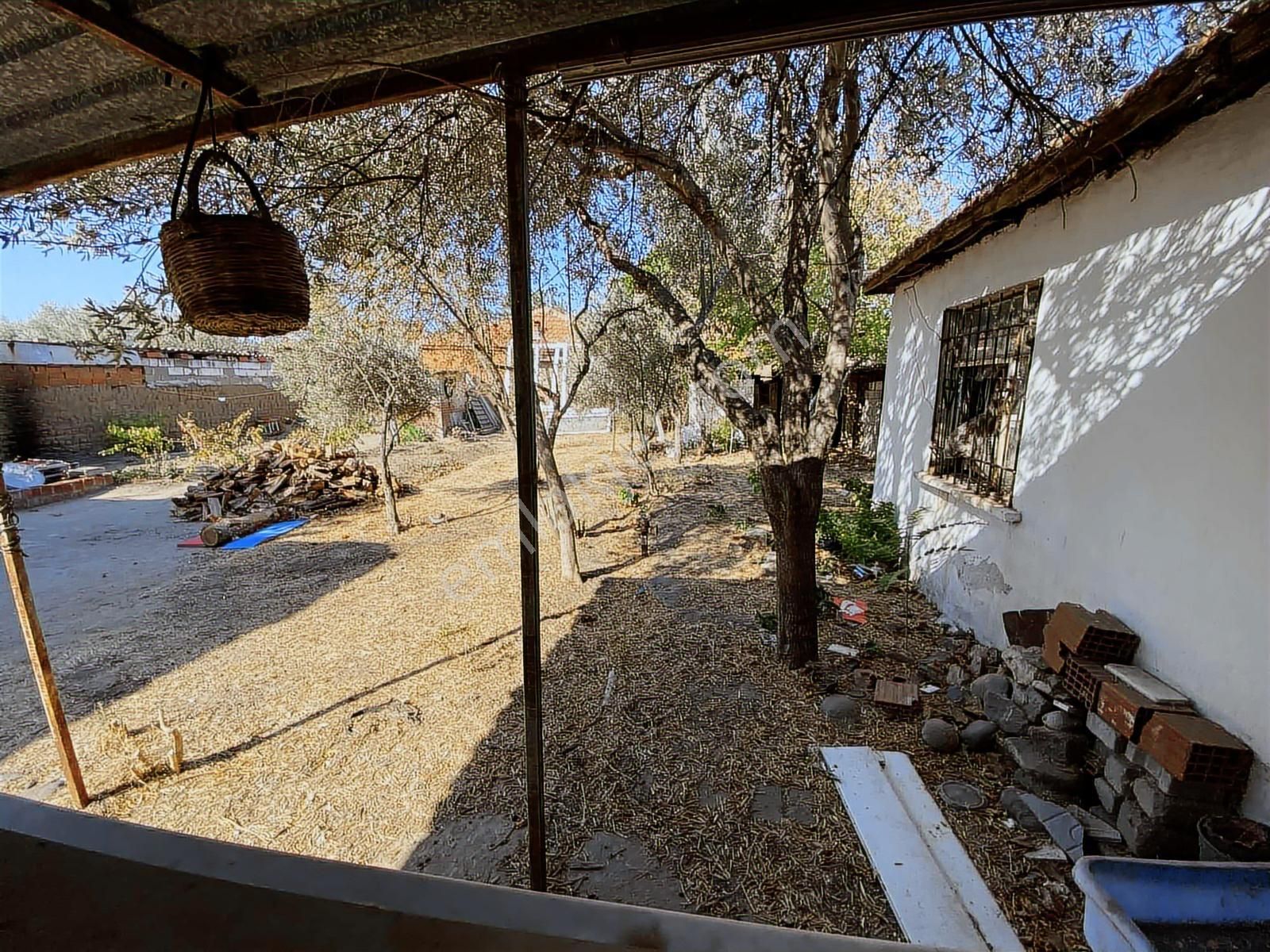 Dağlı !gayrimenkul'den Altınova'da 286m2 Müstakil Bahçeli Ev  - Görsel 6